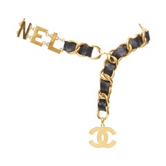 rare CHANEL 1993 Vintage Spell Out logo black leather interwoven gold chain belt