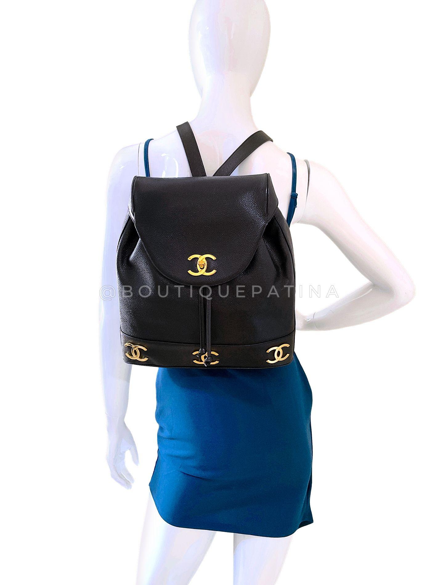 Rare Chanel 1994 Vintage Black Caviar CC Large Backpack Bag 24k GHW 68845 en vente 10