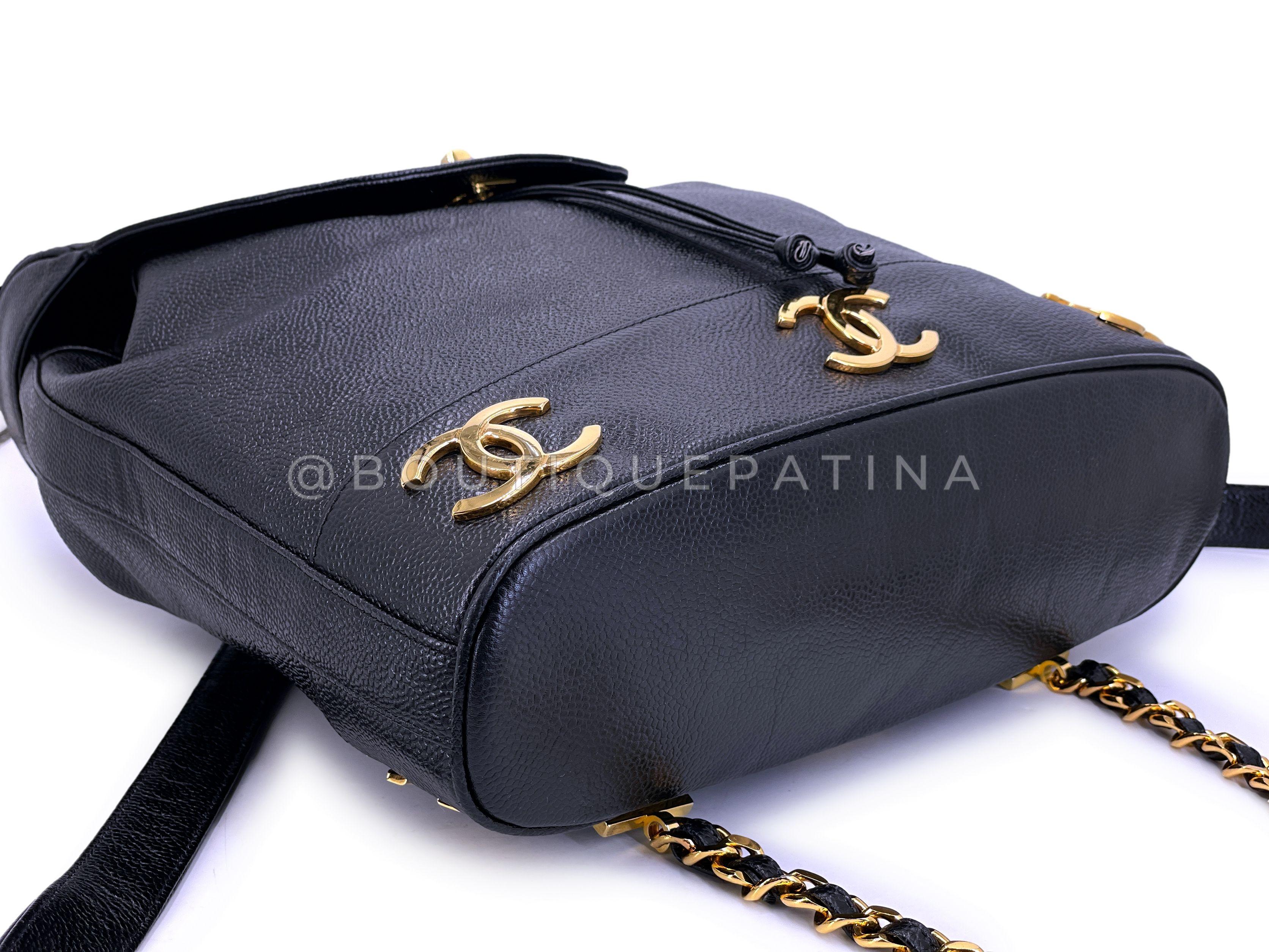 Rare Chanel 1994 Vintage Black Caviar CC Large Backpack Bag 24k GHW 68845 en vente 2