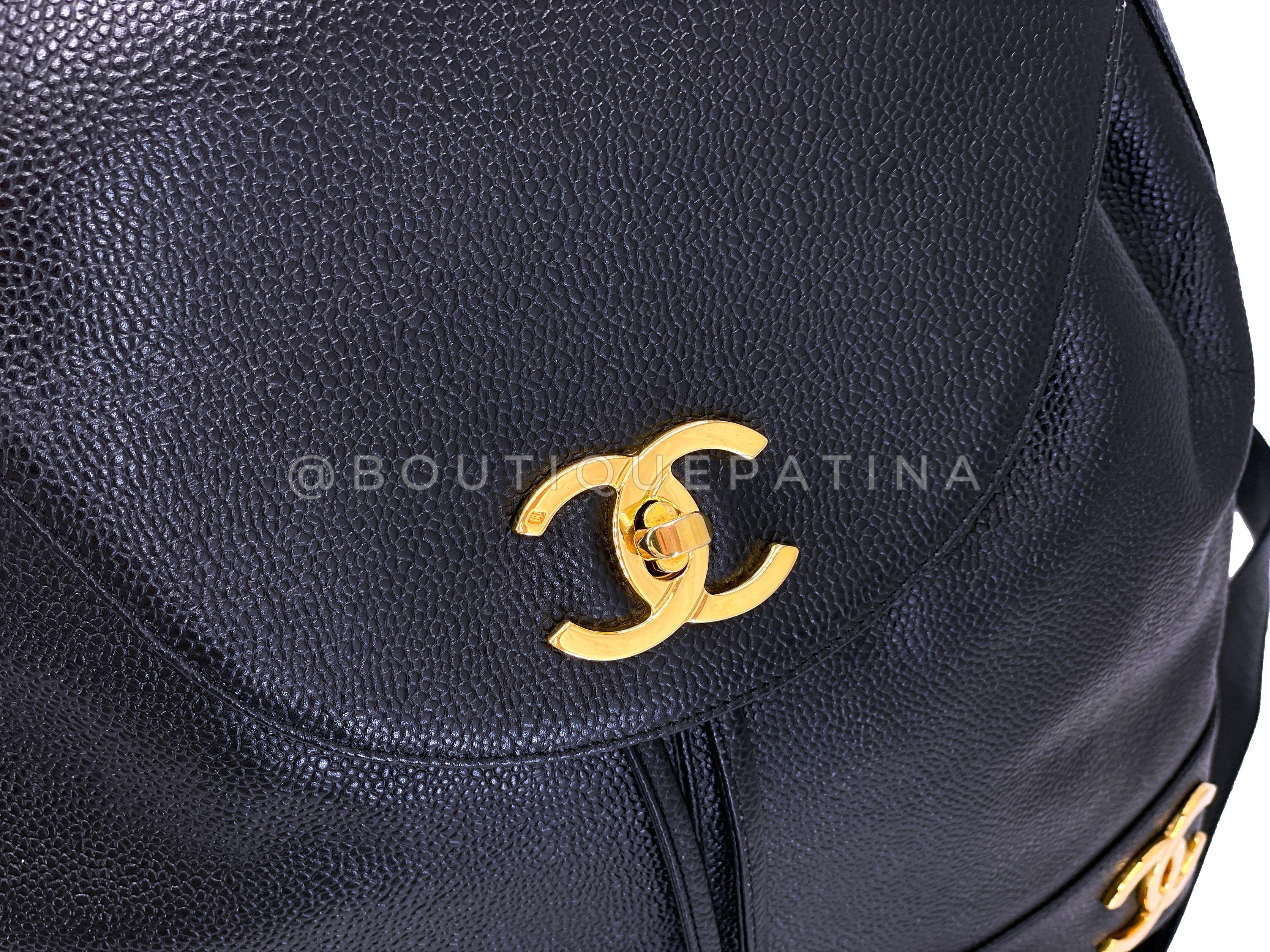 Rare Chanel 1994 Vintage Black Caviar CC Large Backpack Bag 24k GHW 68845 en vente 3