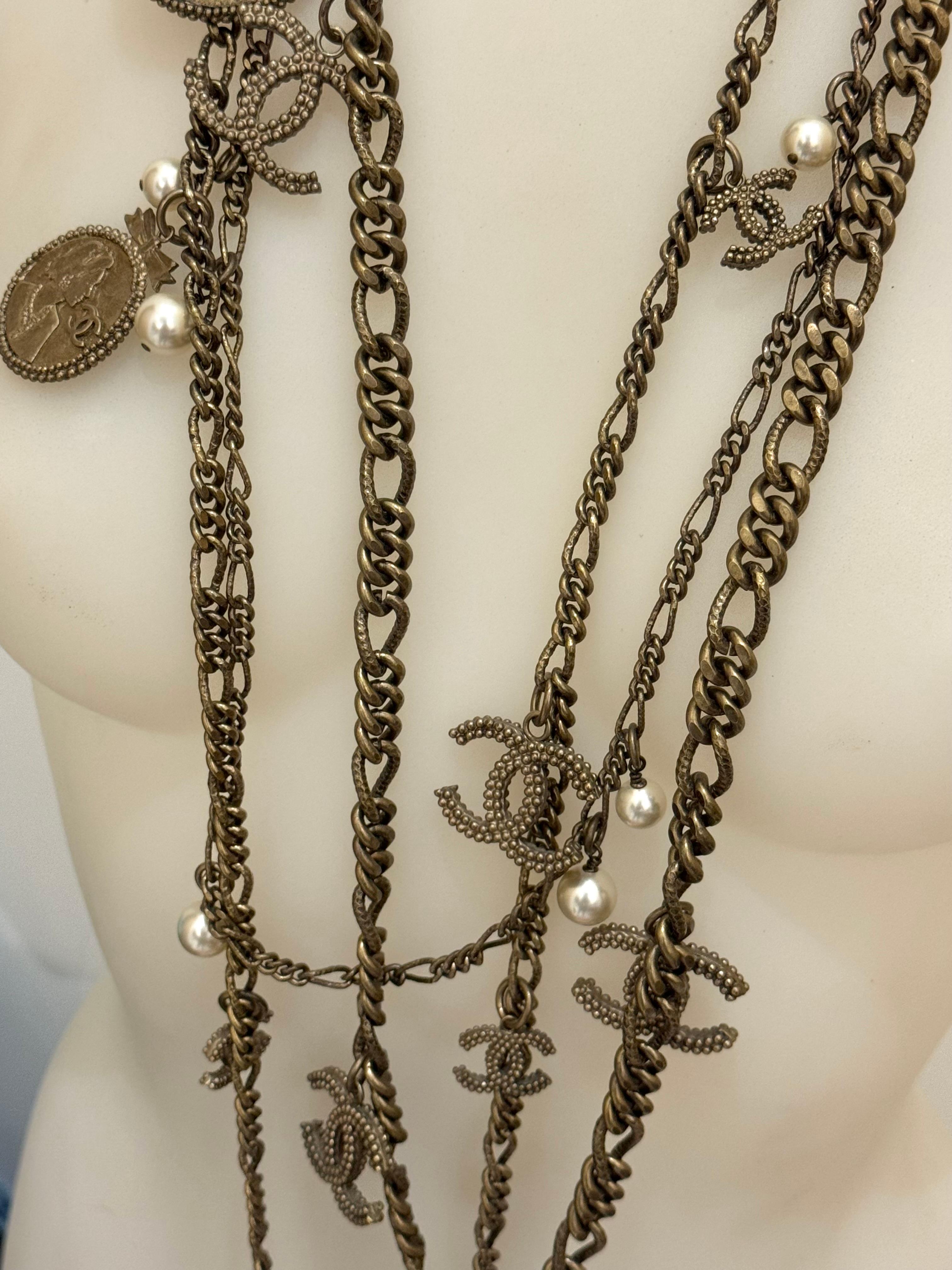 Rare Chanel 2005 the devil wears Prada multi strand sautoir necklace in vendita 8