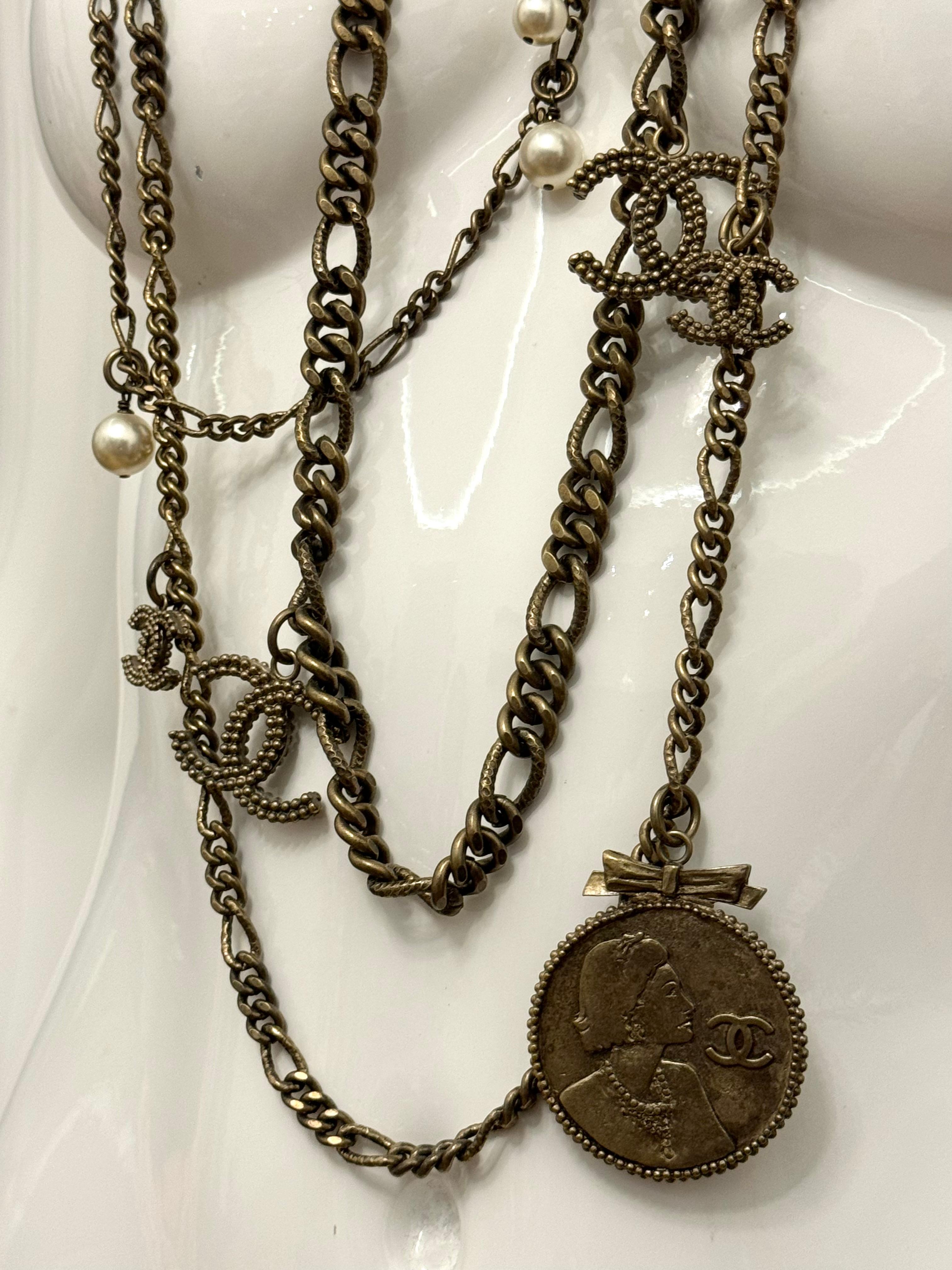 Rare Chanel 2005 the devil wears Prada multi strand sautoir necklace in vendita 16