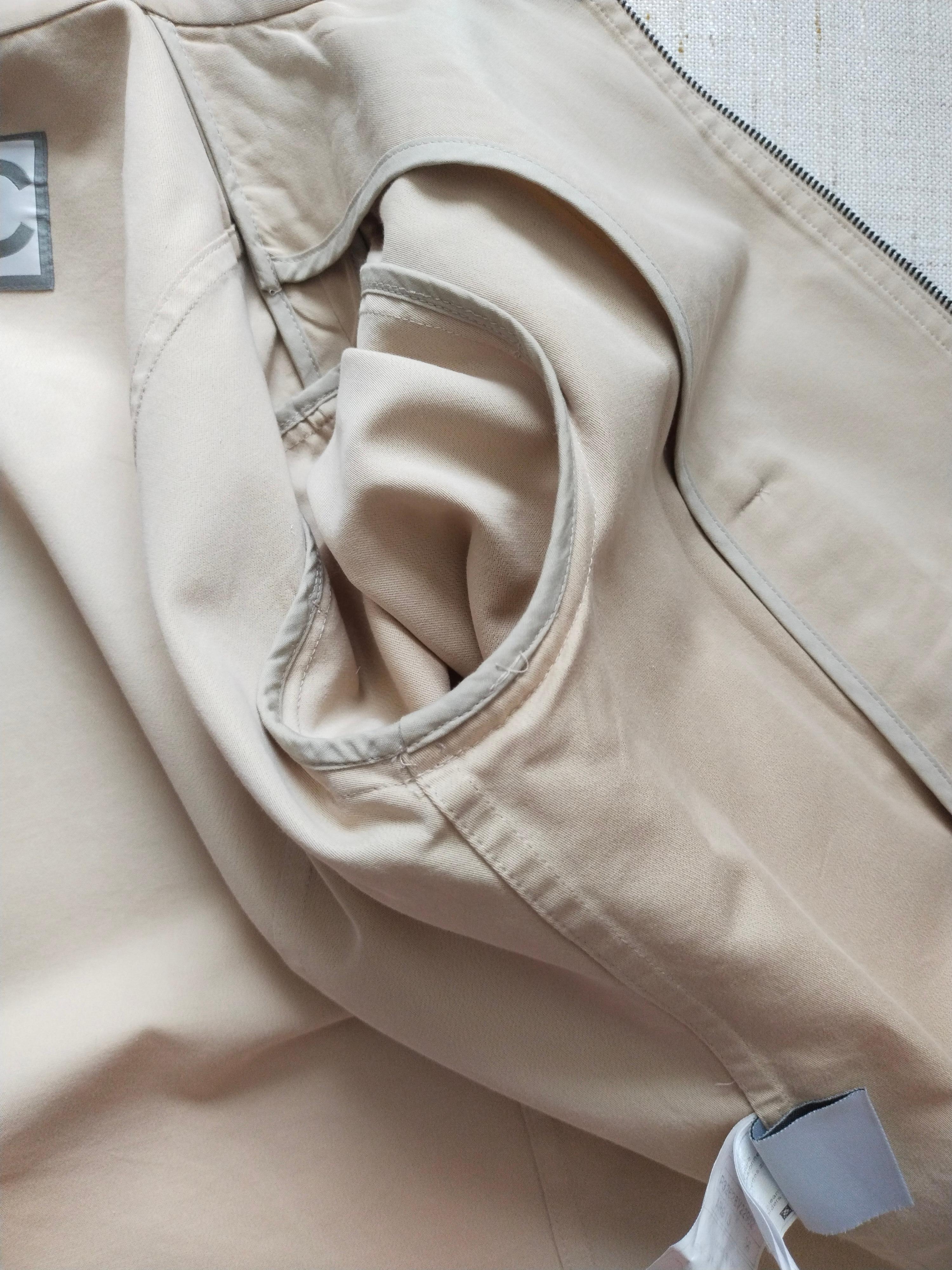 Rare! Chanel 2008 08P jacket 2008 Karl Lagerfeld CC logo buttons France 38 US 8 For Sale 13