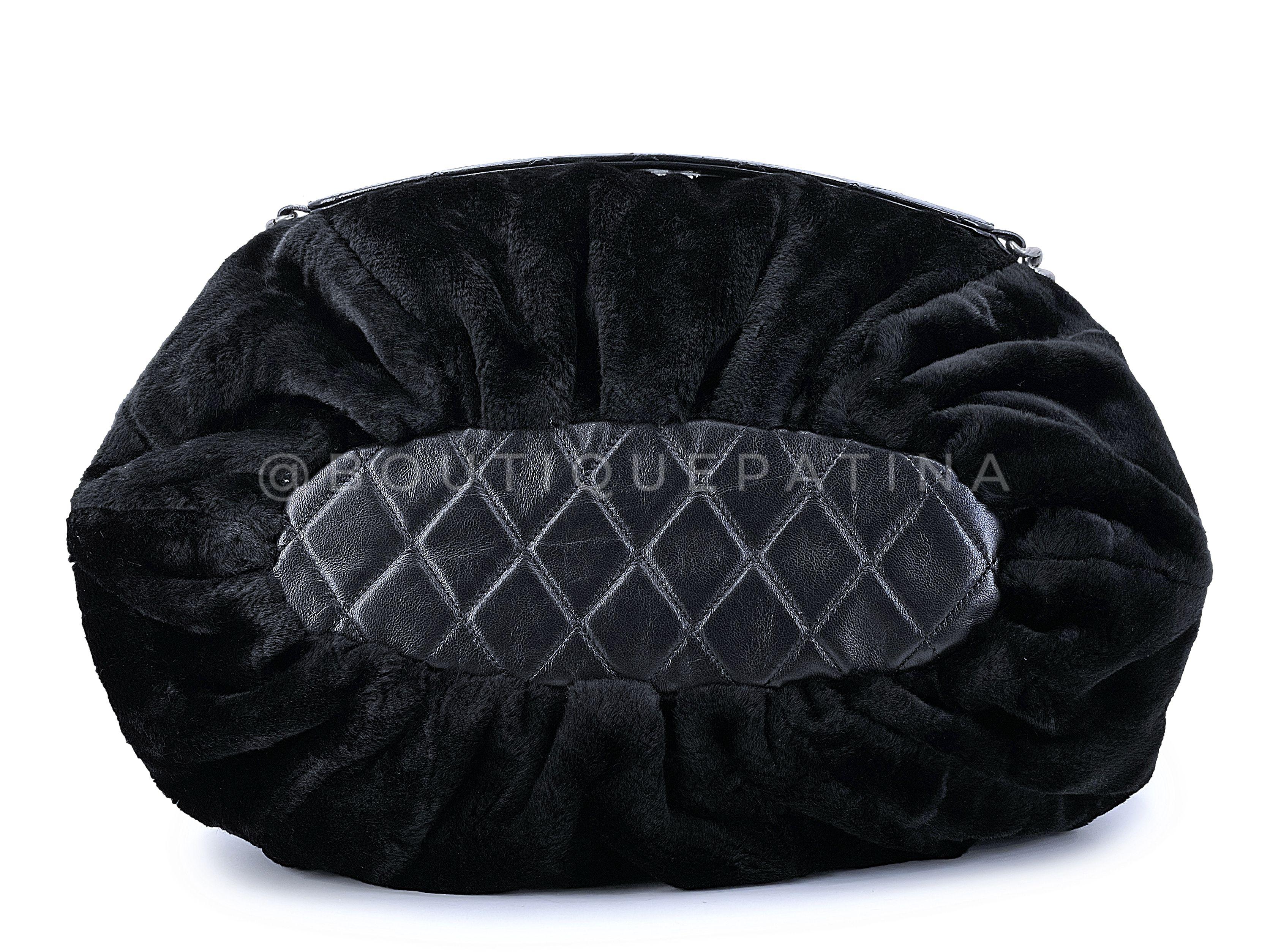 Rare Chanel 2010 Black Logo Fur Hobo Tote Bag SHW 67704 For Sale 1