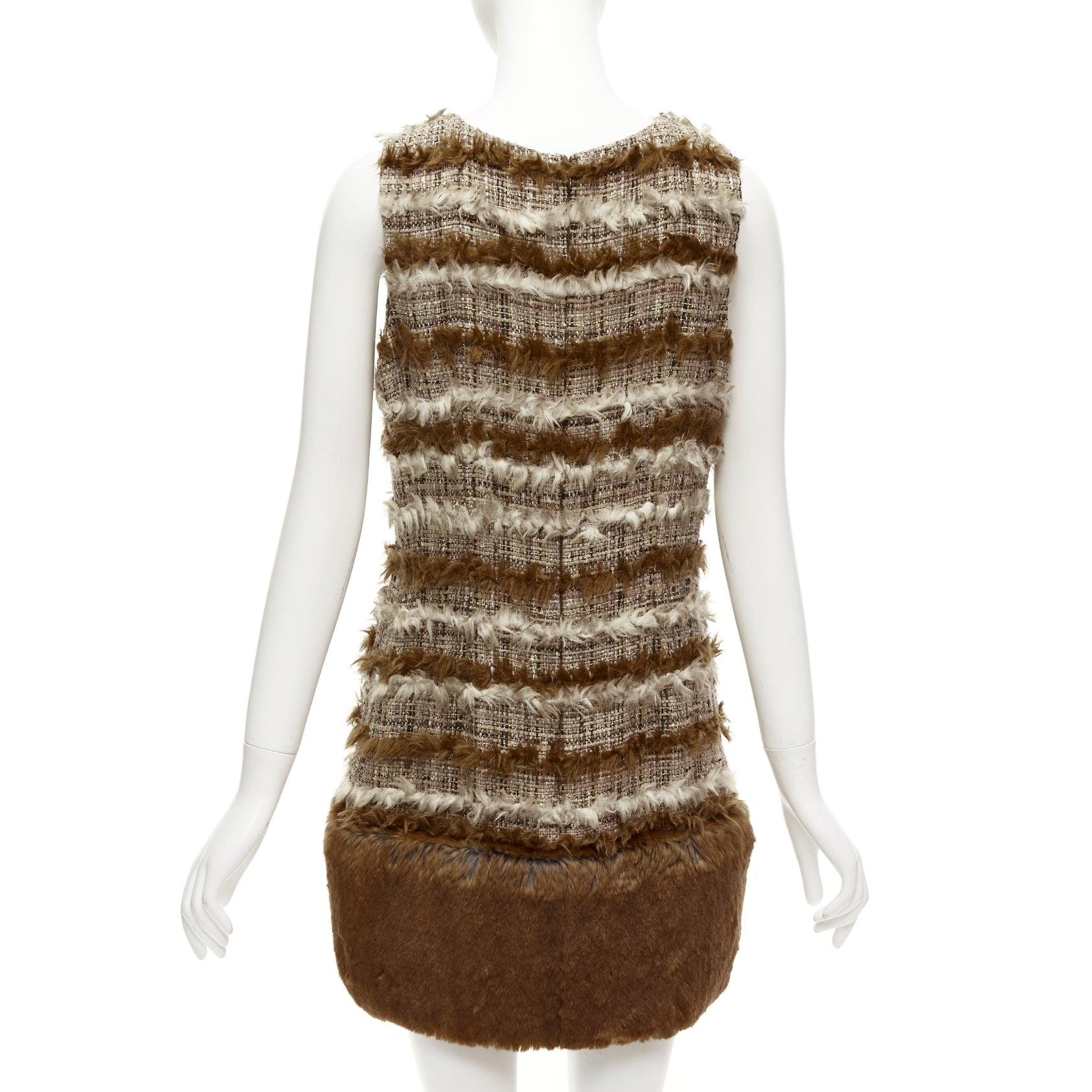  rare CHANEL 2010 marron Fantasy Tweed fluffy faux fur trim shift dress FR38 M Pour femmes 