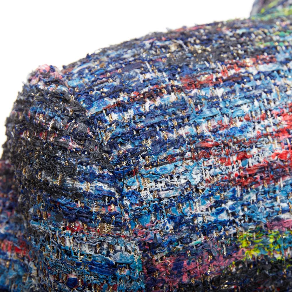 rare CHANEL 2015 Runway blue spray painted Fantasy tweed jacket FR46 For Sale 5