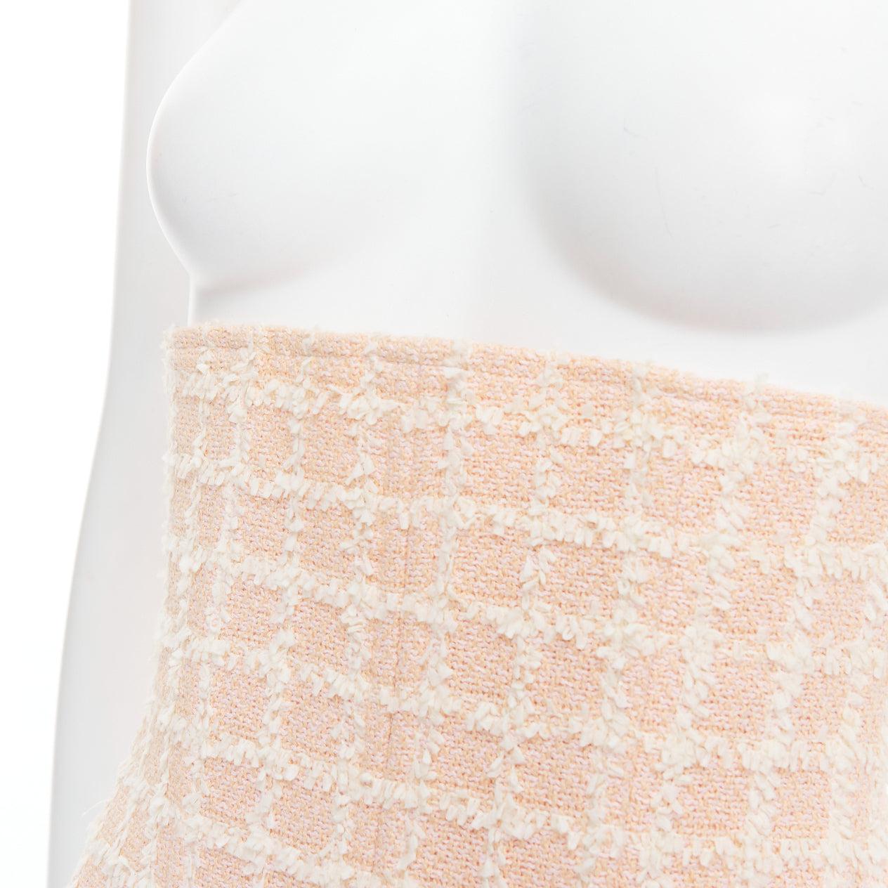 rare CHANEL 94P Vintage pink checker tweed silk lined boned corset belt FR40 L For Sale 2
