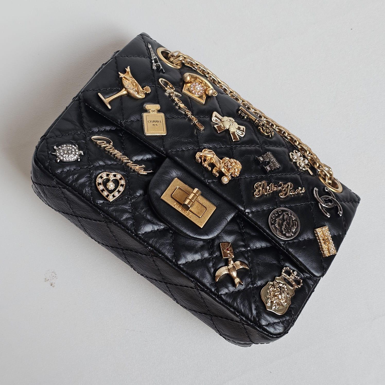 Rare Chanel Black Aged Calfskin Charm 2.55 Mini Reissue Flap Vag 11