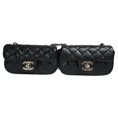 Raro Chanel Caviar Negro Mini Twin Flap Crossbody Bag
