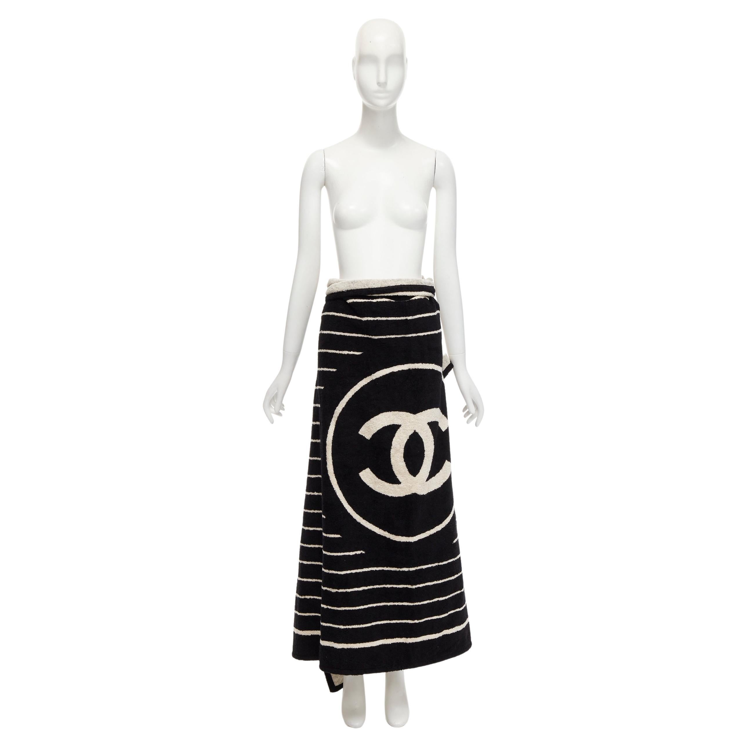 rare CHANEL black cream CC logo striped print terry cotton beach towel For  Sale at 1stDibs