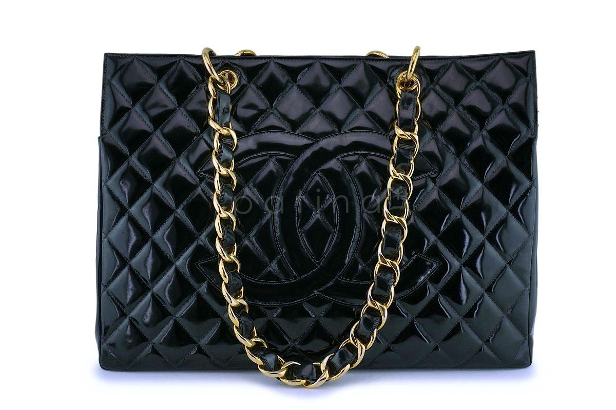 Store item: 64025
Extremely rare and hard-to-find vintage Chanel 