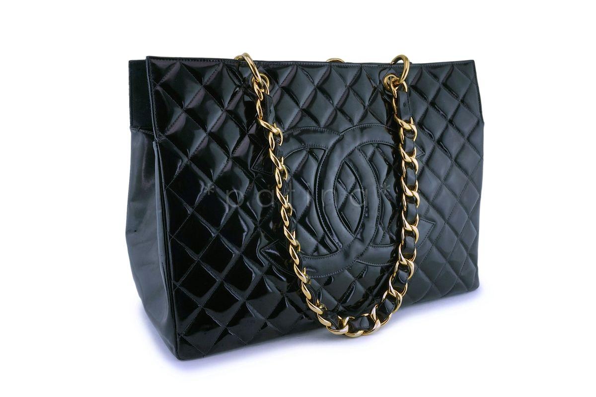 Rare Chanel Black Vintage Patent Original Grand Shopper GST Tote Bag 64025 In Excellent Condition In Costa Mesa, CA