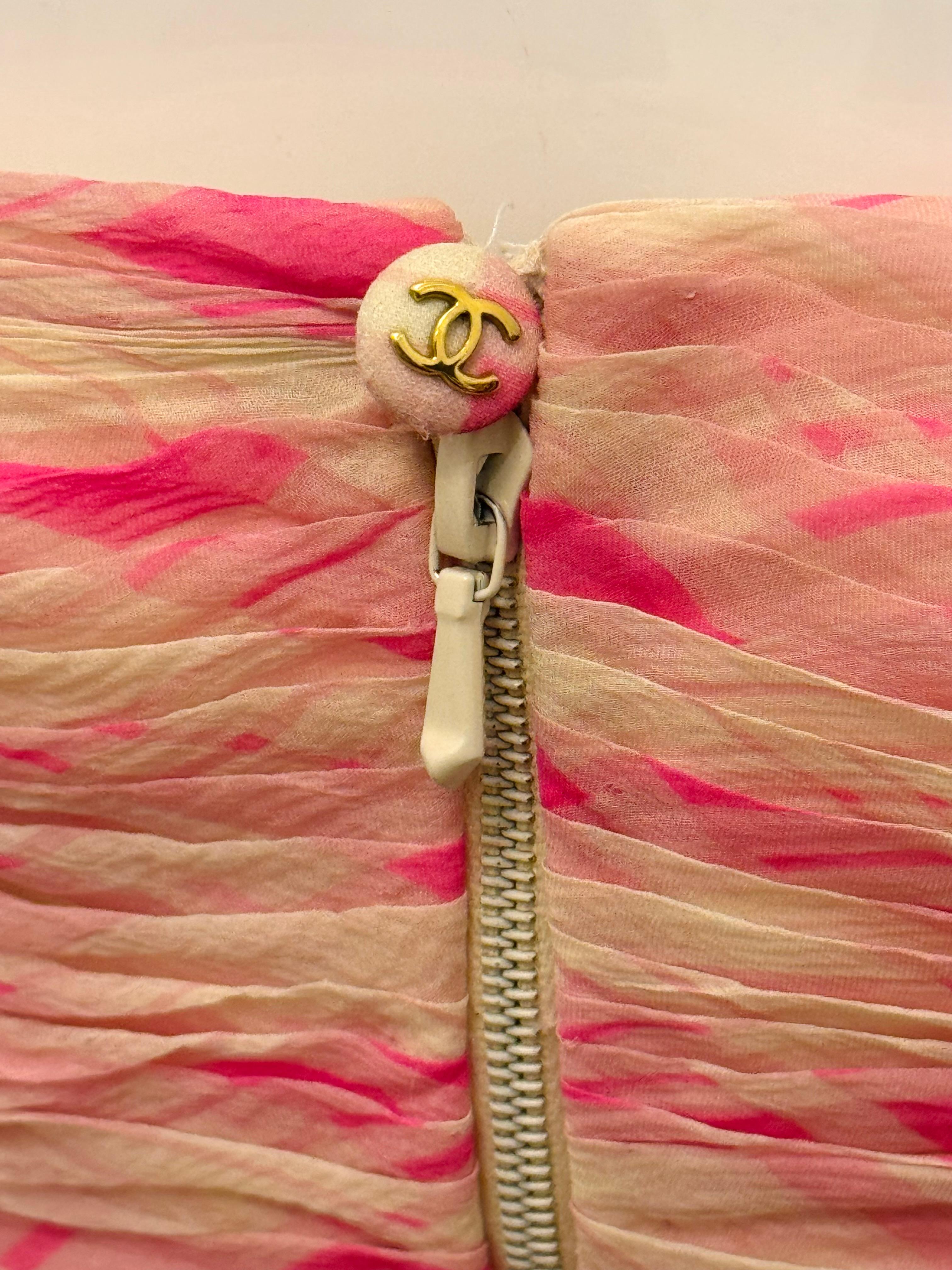 Rare Chanel by Karl Lagerfeld Cruise 1995 pink silk set corset bustier and skirt For Sale 5