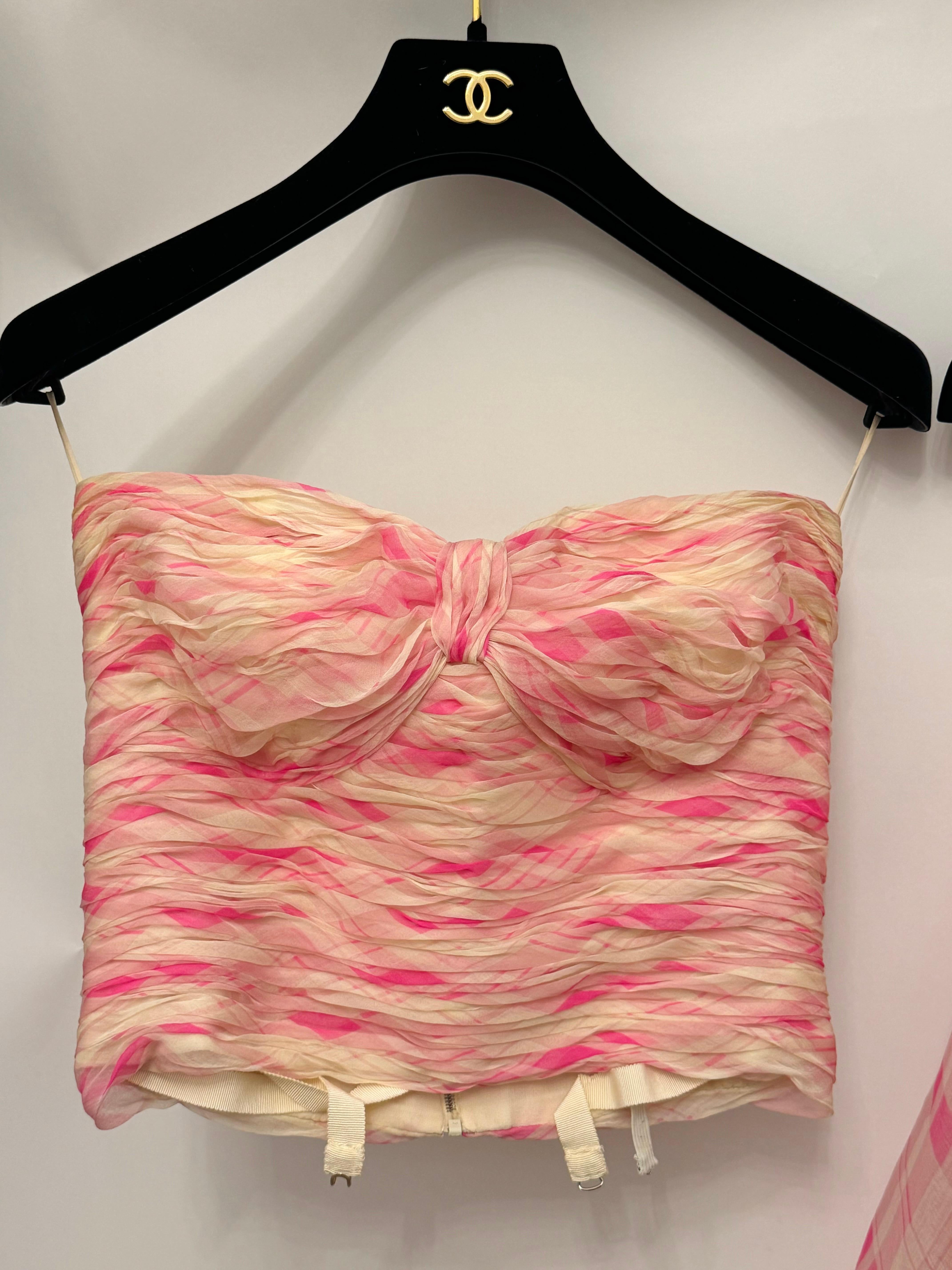 Rare Chanel by Karl Lagerfeld Cruise 1995 pink silk set corset bustier and skirt For Sale 2