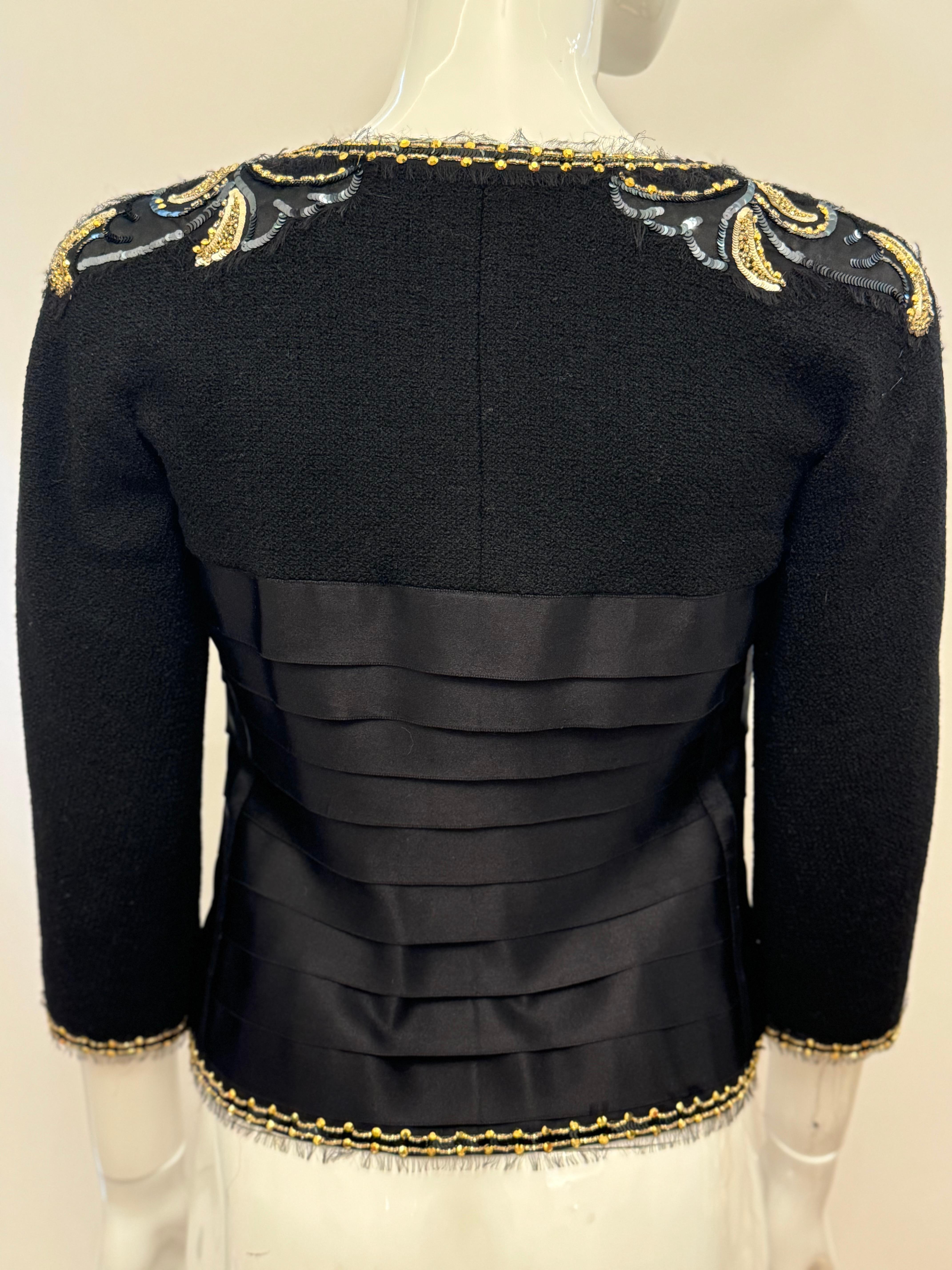 Rare Chanel by Karl Lagerfeld F/W 2006 runway embroidery jacket For Sale 6