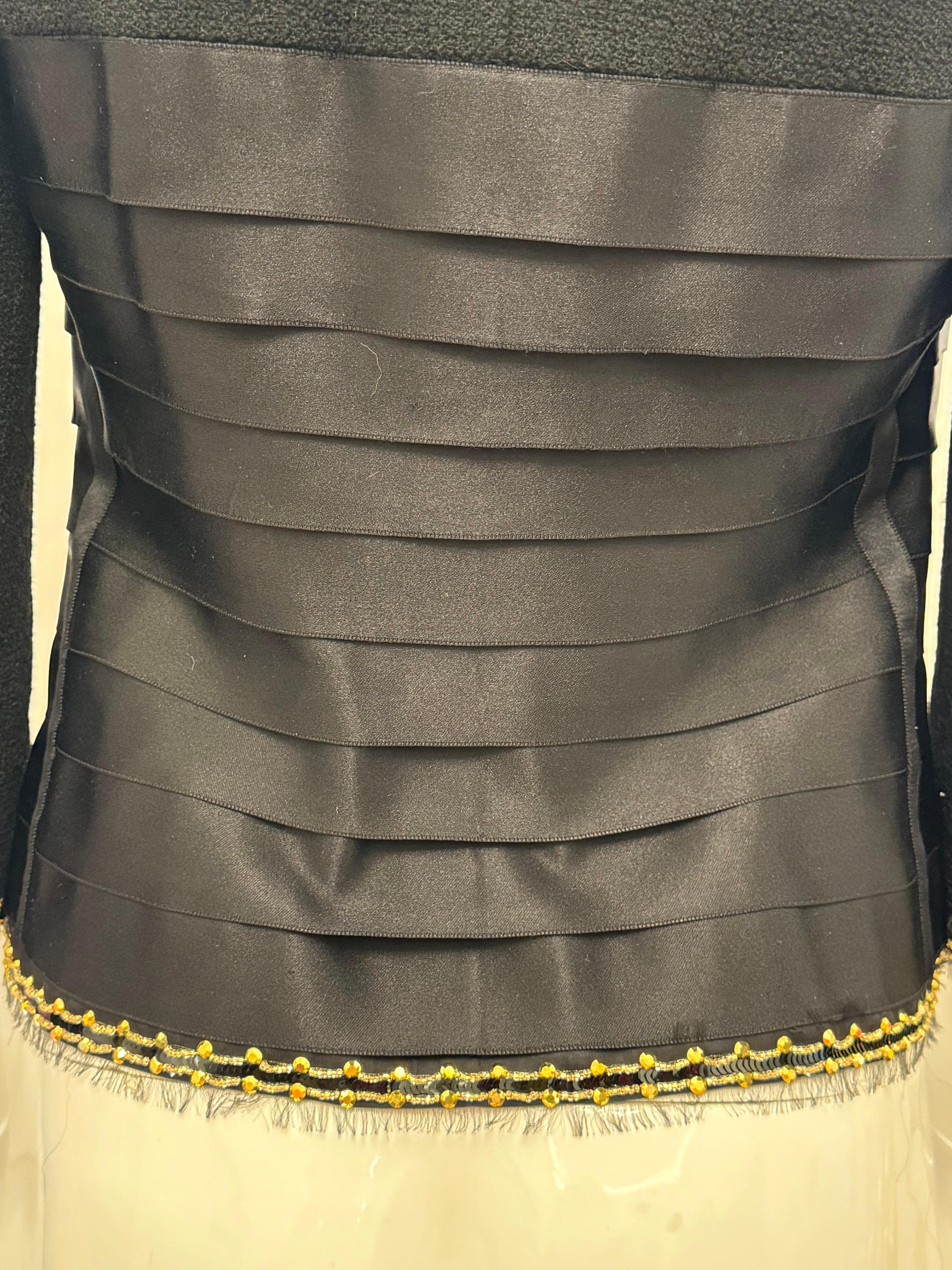 Rare Chanel by Karl Lagerfeld F/W 2006 runway embroidery jacket For Sale 9