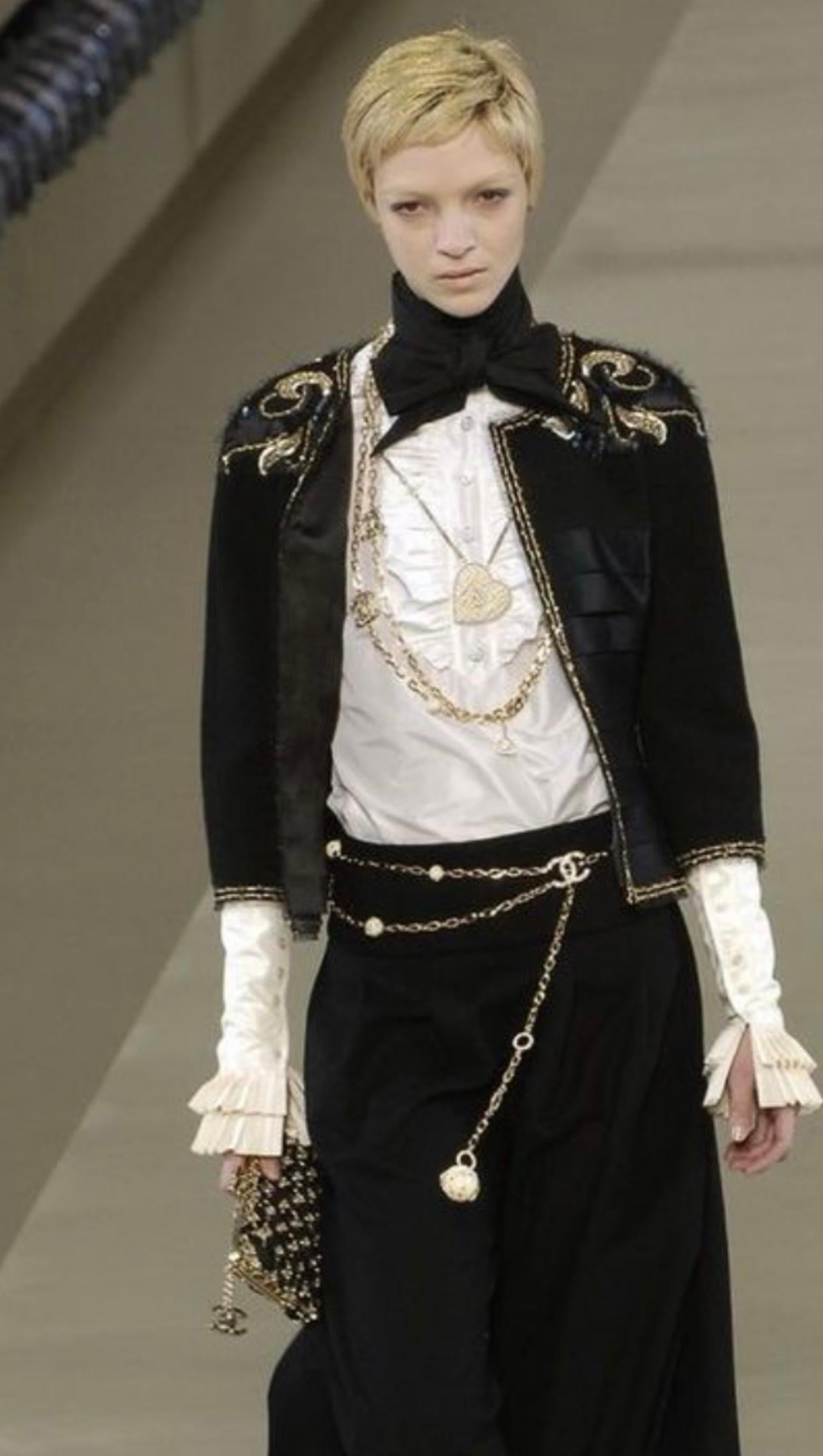 Rare Chanel by Karl Lagerfeld F/W 2006 runway embroidery jacket For Sale 13