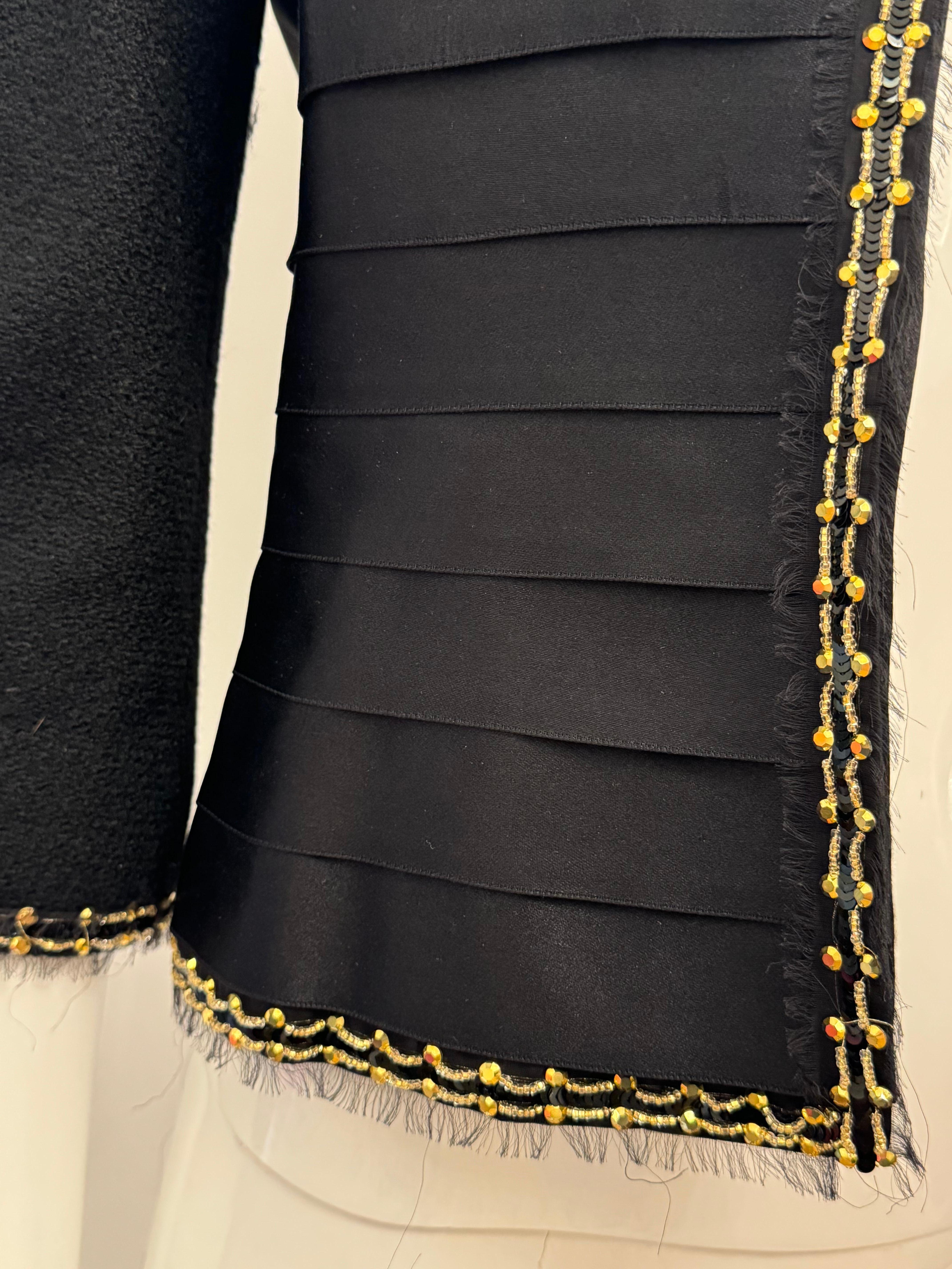 Rare Chanel by Karl Lagerfeld F/W 2006 runway embroidery jacket For Sale 3