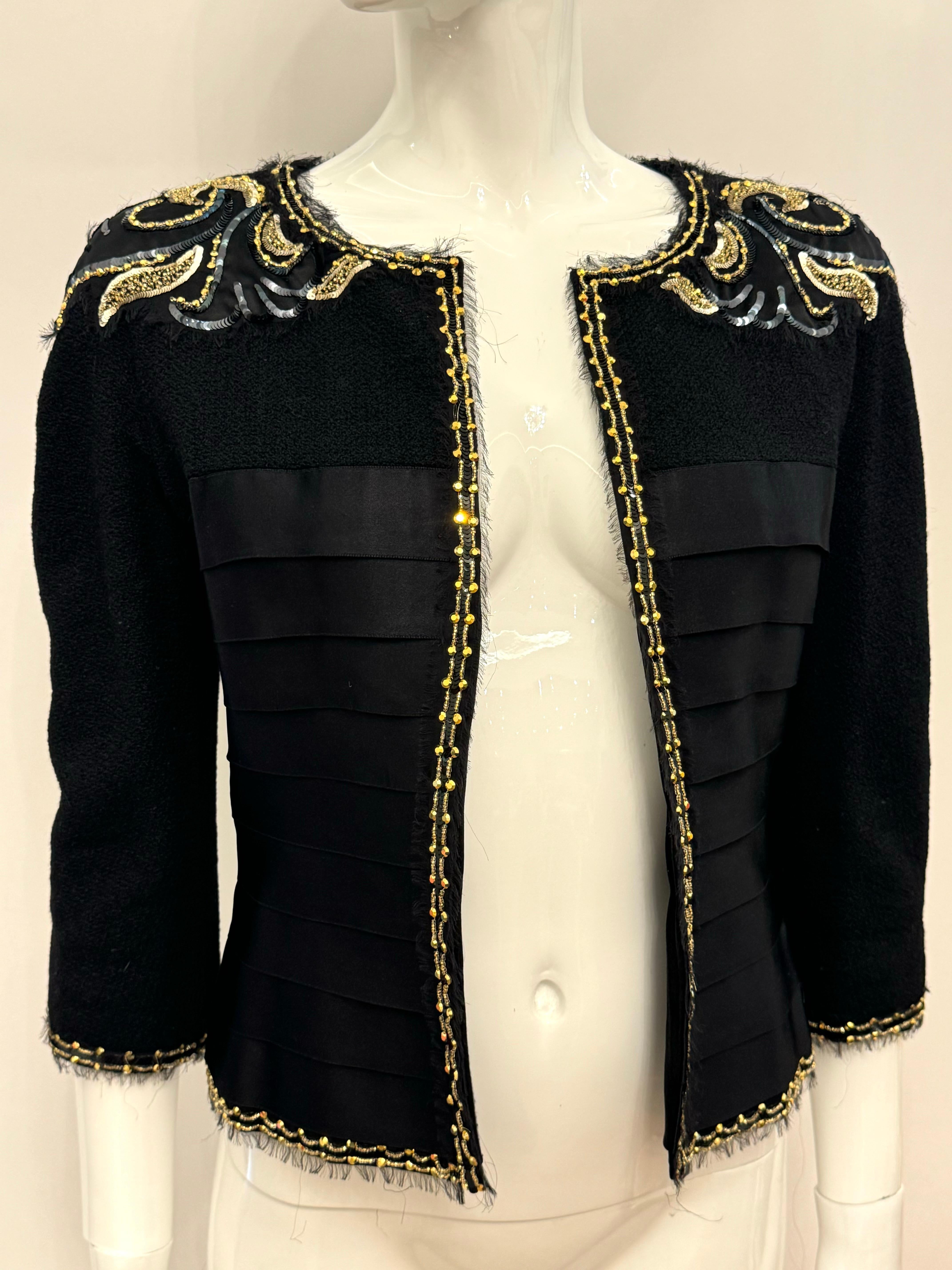 Rare Chanel by Karl Lagerfeld F/W 2006 runway embroidery jacket For Sale 4