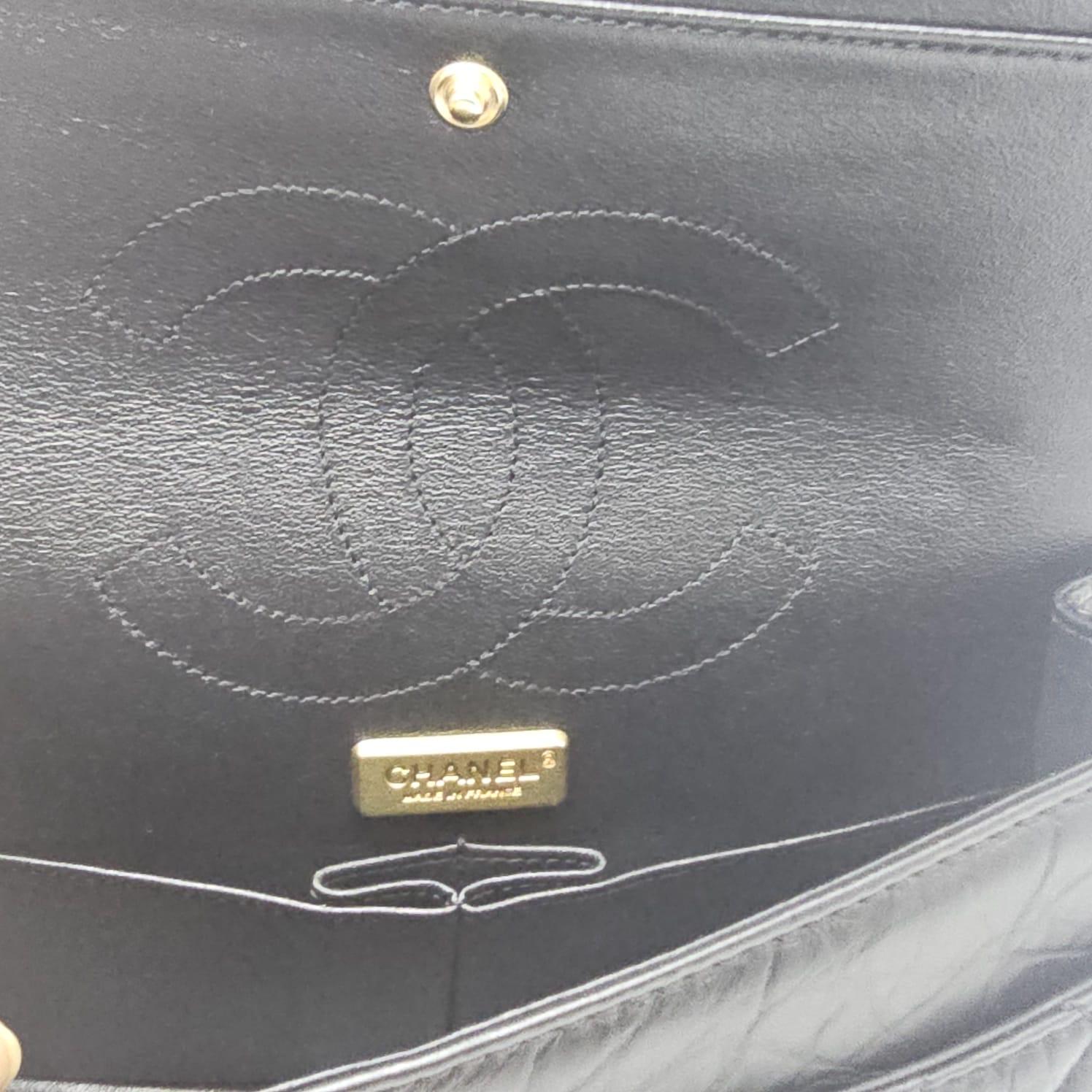 Femenino o masculino Raro bolso con solapa Chanel Casino Charms Medium Reissue 2.55 en venta