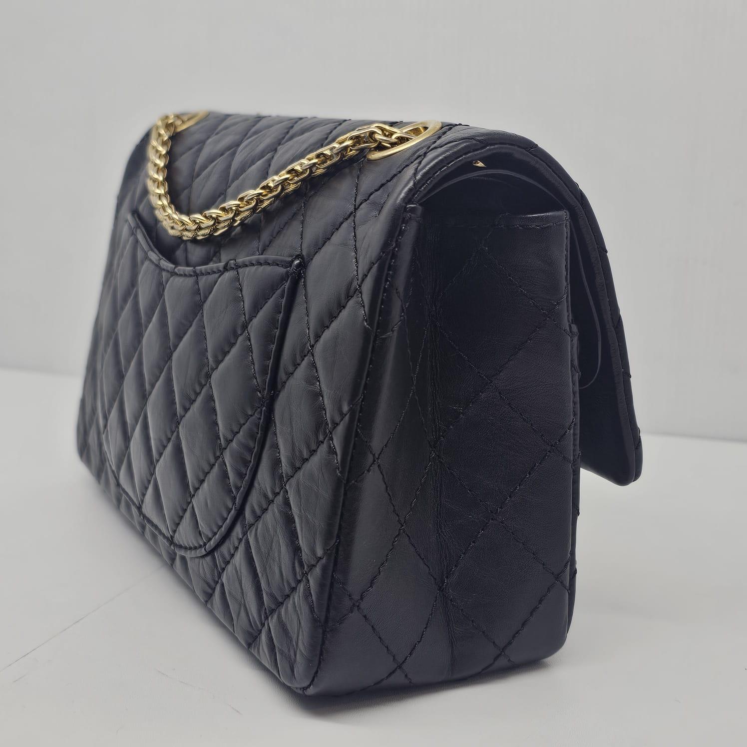 Raro bolso con solapa Chanel Casino Charms Medium Reissue 2.55 en venta 4