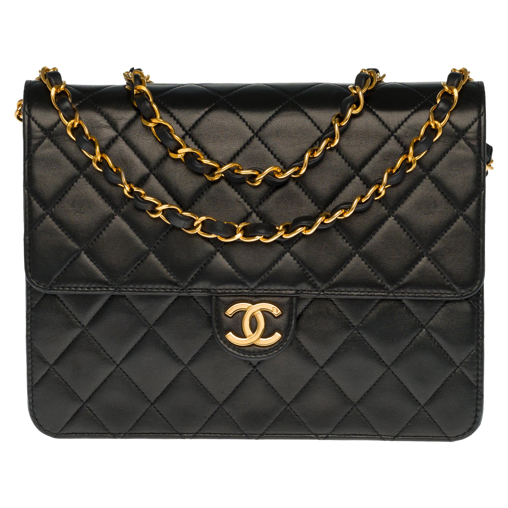 Rare Chanel Classic 22cm shoulder bag in black quilted lambskin with GHW