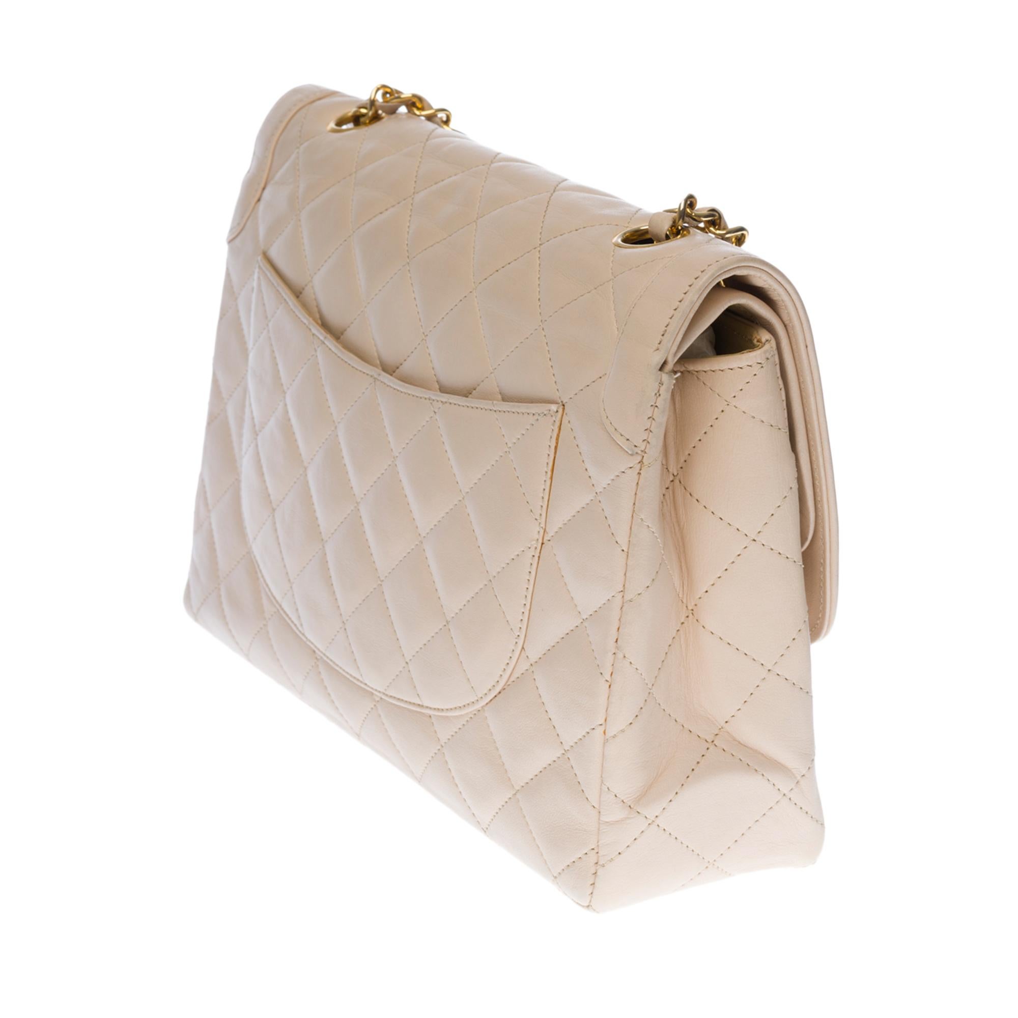Rare Chanel Classic Double Flap shoulder bag in beige quilted leather and GHW In Good Condition In Paris, IDF