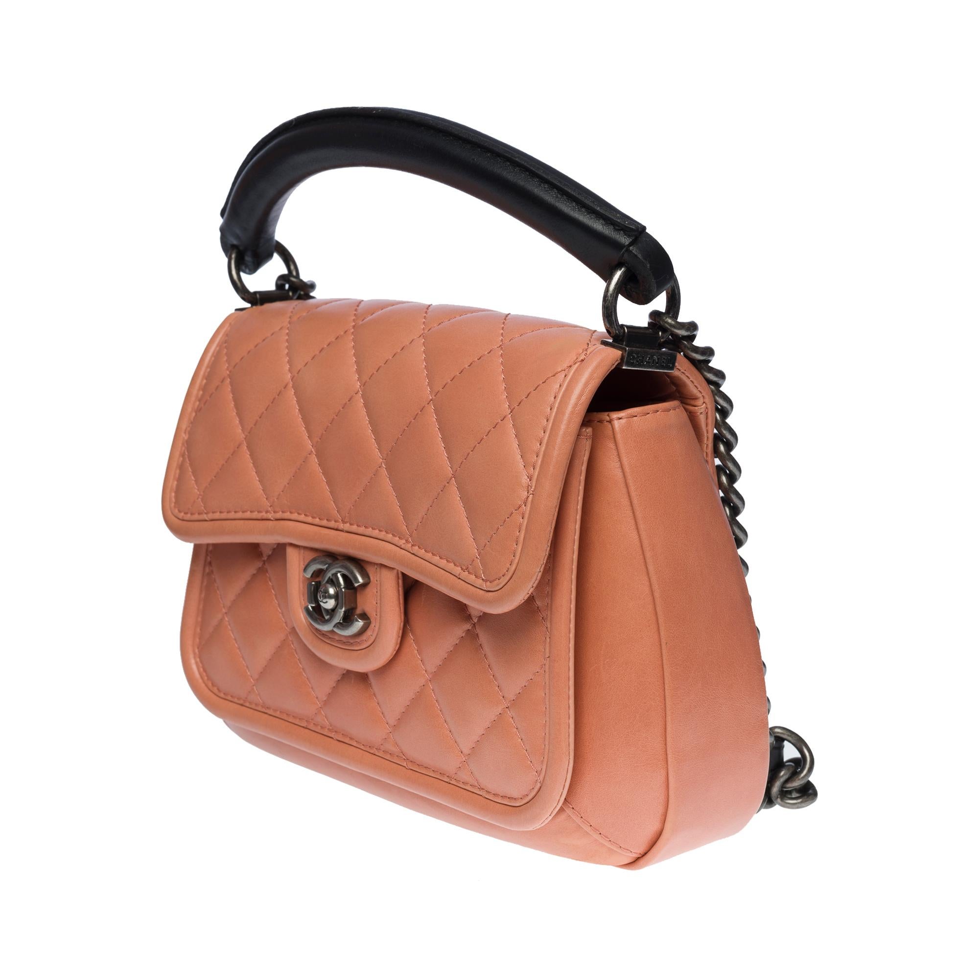 Rare Chanel Classic shoulder flap bag in Pink quilted lambskin leather, RSHW In Good Condition For Sale In Paris, IDF