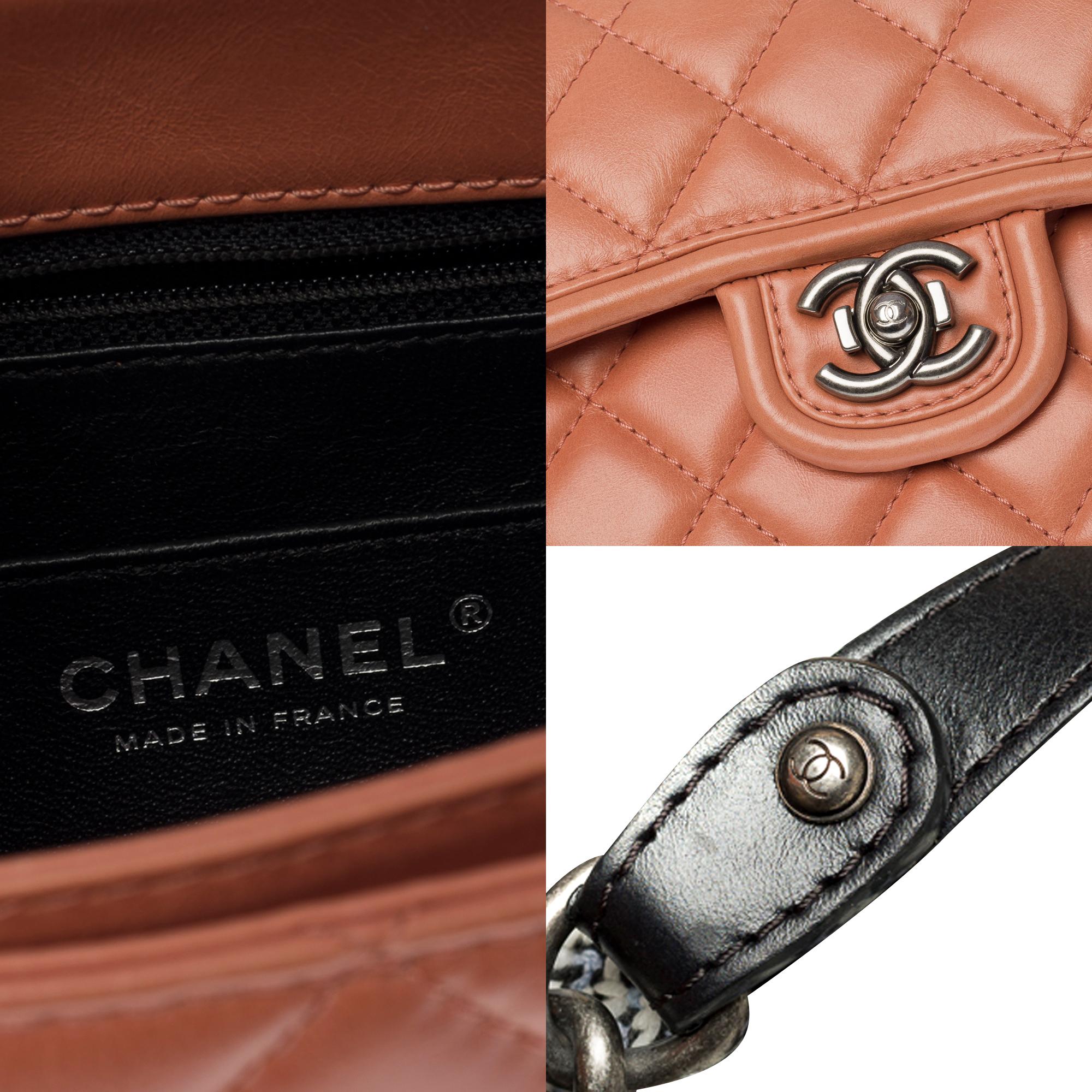 Rare Chanel Classic shoulder flap bag in Pink quilted lambskin leather, RSHW For Sale 2