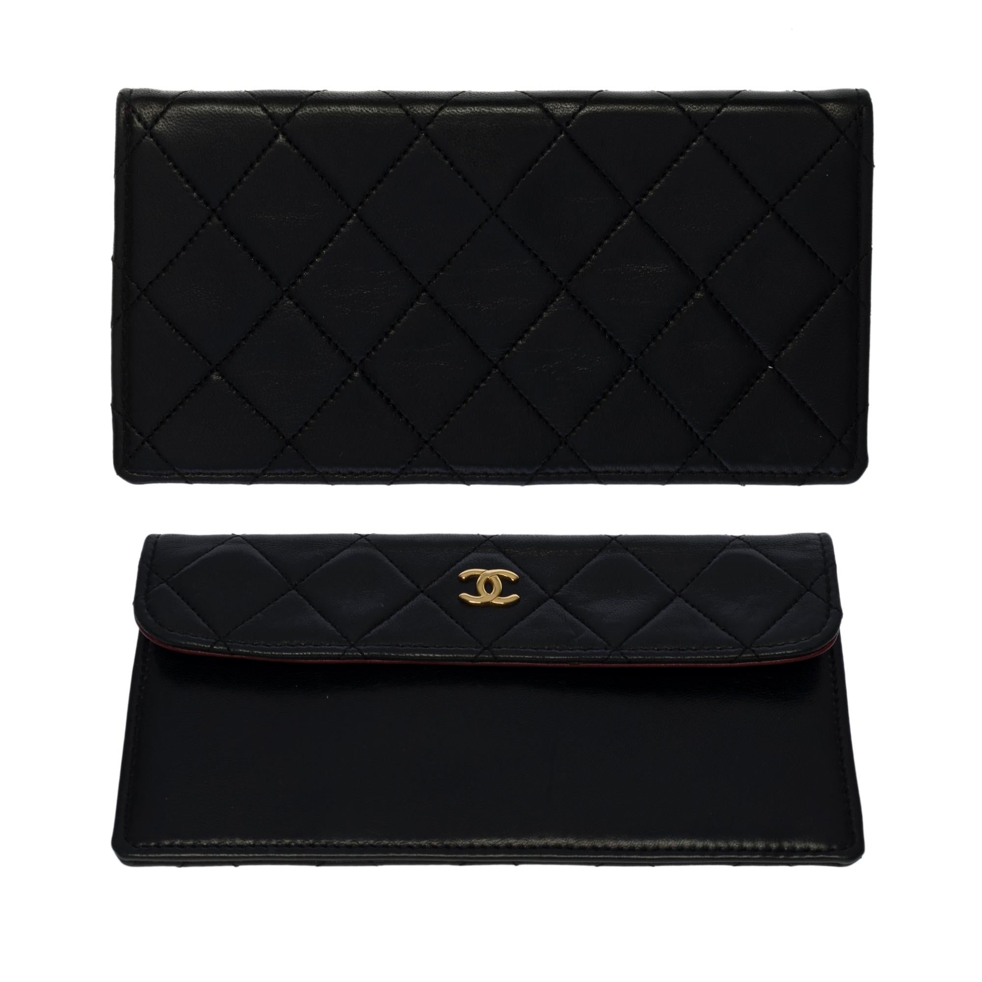 Rare Chanel Classic Flap shoulder bag in black quilted lambskin with Pouch, GHW 11