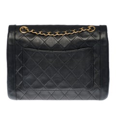 Rare Chanel Classic shoulder bag in black quilted leather and gold hardware