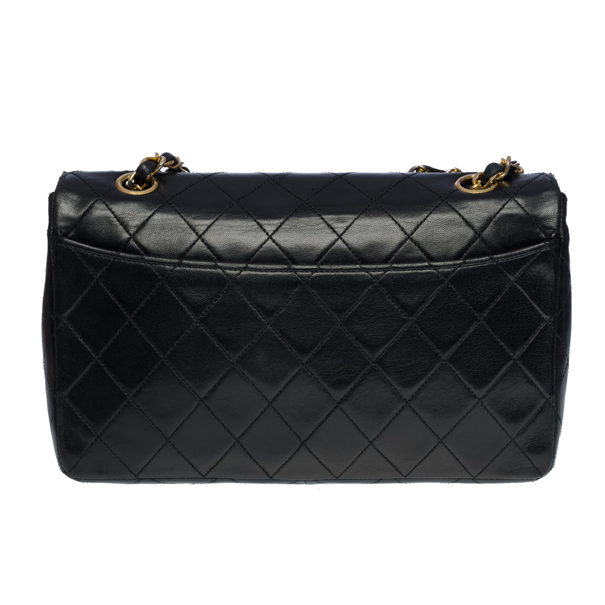 Rare Chanel Classic shoulder flap bag in black quilted lambskin with Pouch, GHW In Good Condition In Paris, IDF