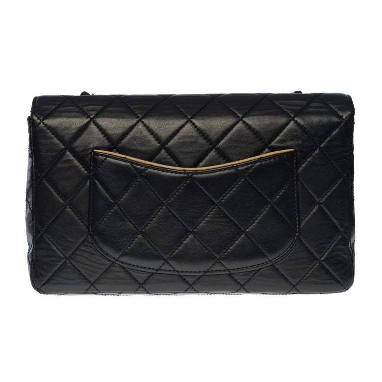 Rare Chanel Classic single flap shoulder bag in black/beige quilted  lambskin, SHW For Sale at 1stDibs