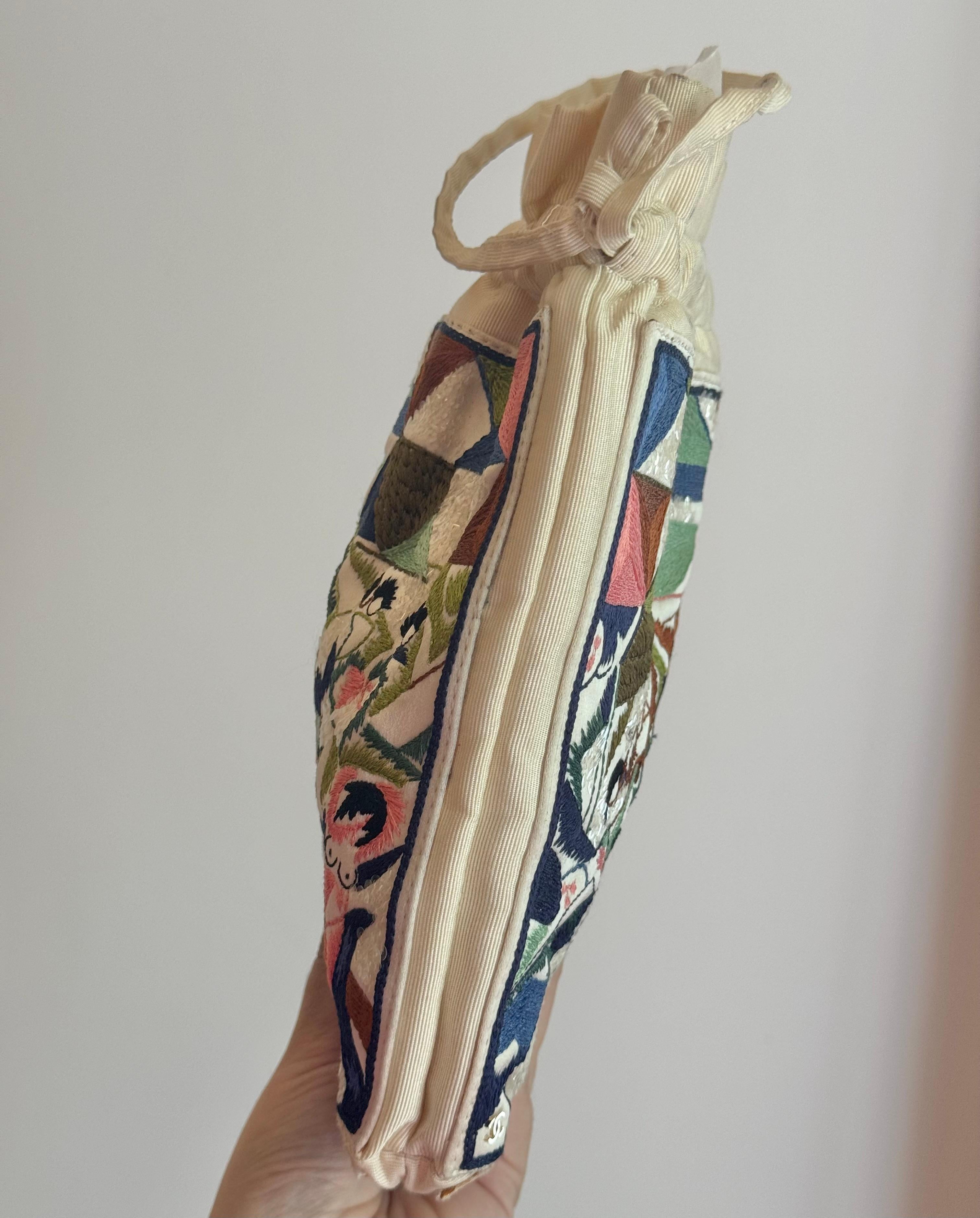 Beige Rare Chanel Cruise 2012 Cap Eden Roc collection sample embroidery bucket bag For Sale