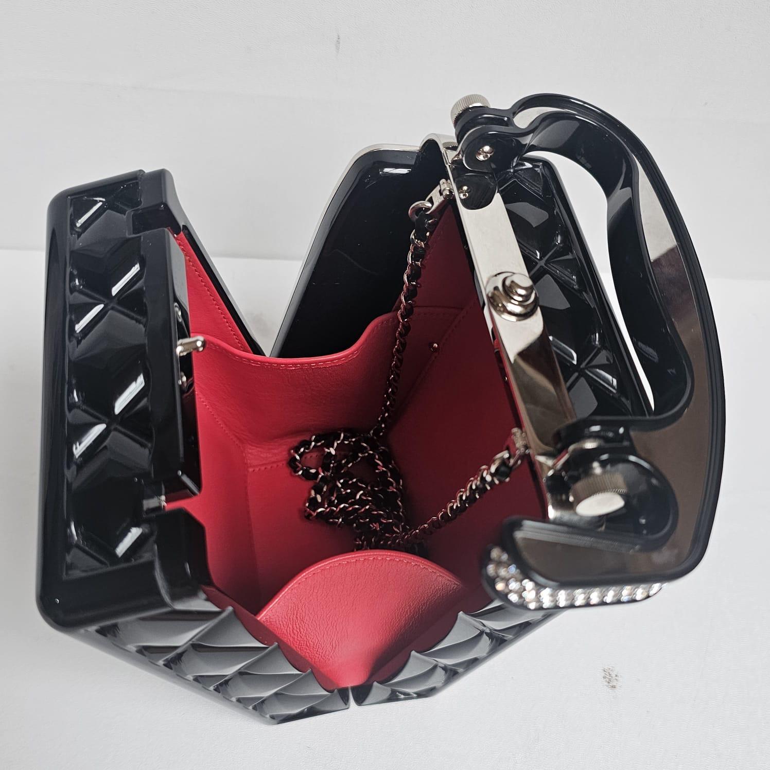 Rare Chanel Cruise 2020 Traffic Light Minaudiere Bag For Sale 11