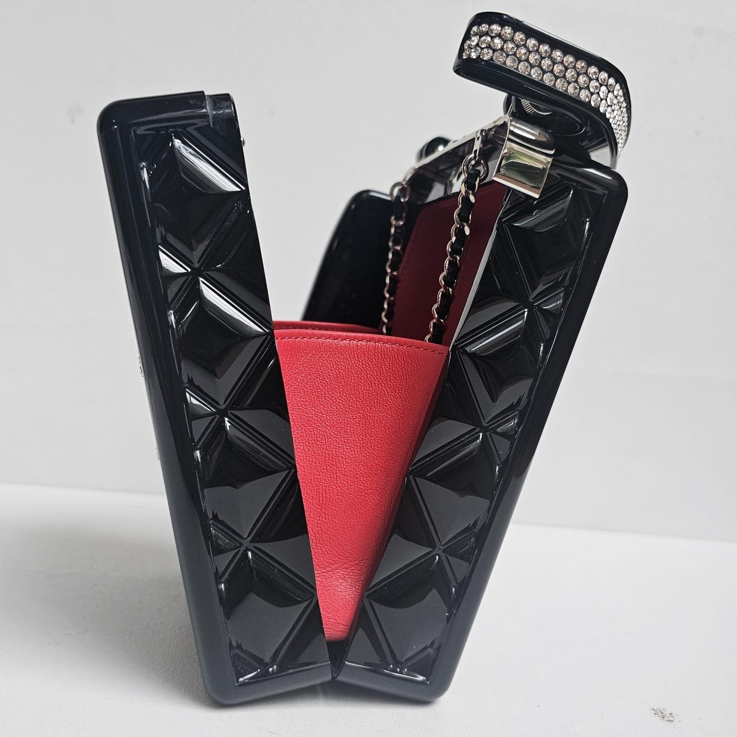 Rare Chanel Cruise 2020 Traffic Light Minaudiere Bag For Sale 1