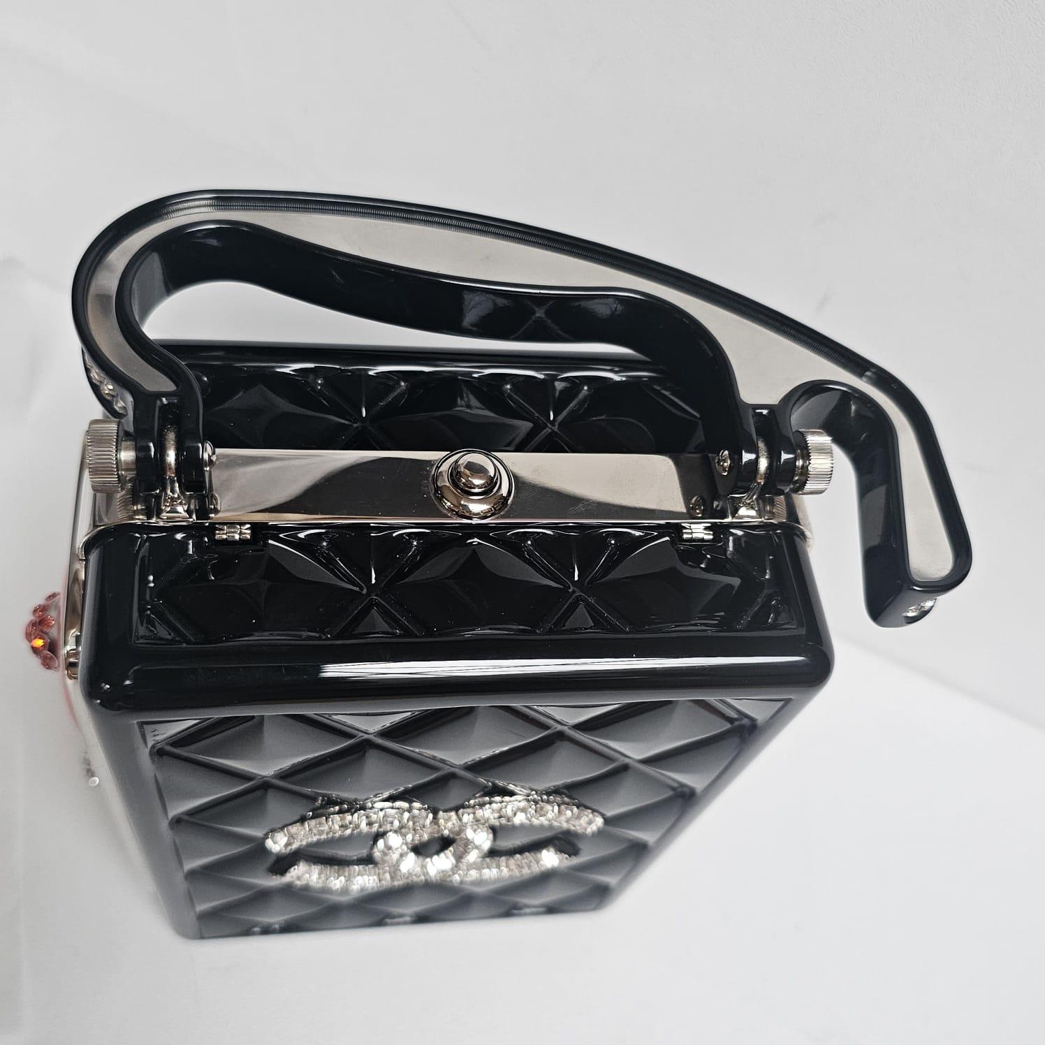 Rare Chanel Cruise 2020 Traffic Light Minaudiere Bag For Sale 4