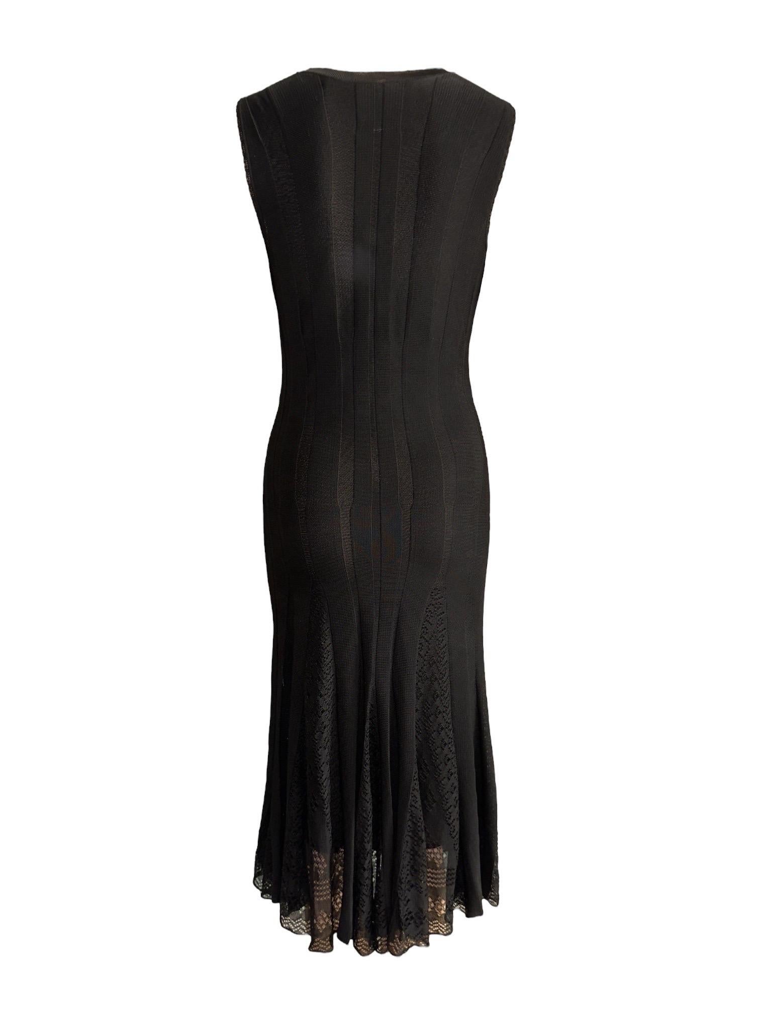 Noir Rare CHANEL Deep Cleavage Black Crochet Knit Midi Cocktail Dress LBD 38 en vente