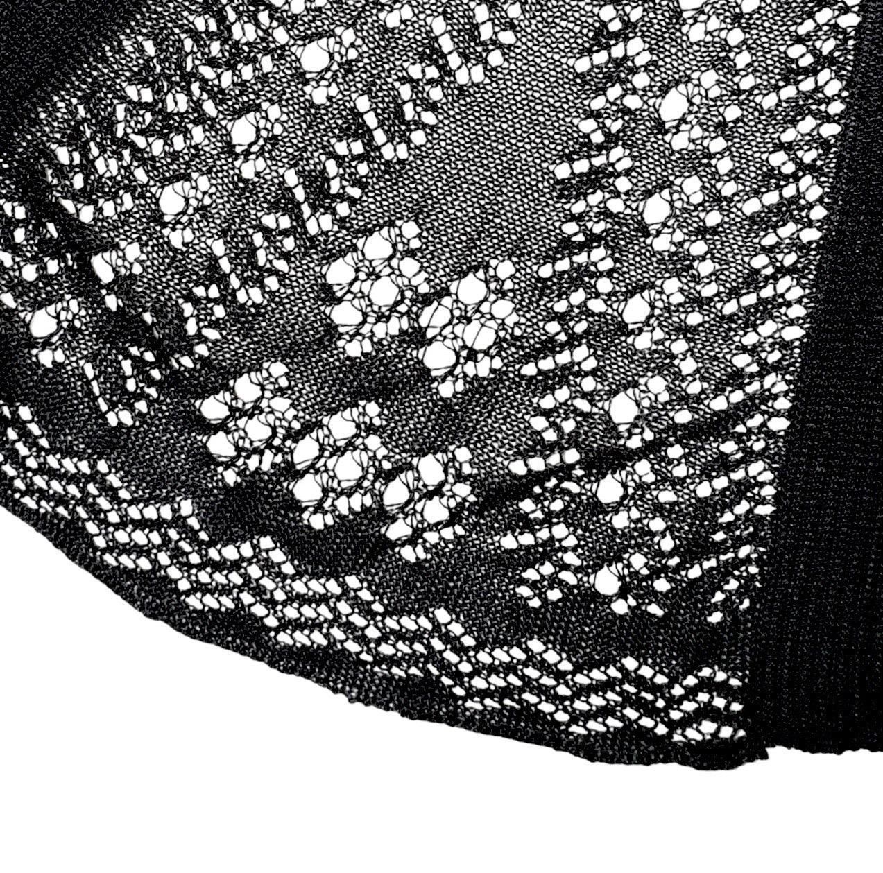 Rare CHANEL Deep Cleavage Black Crochet Knit Midi Cocktail Dress LBD 38 en vente 1