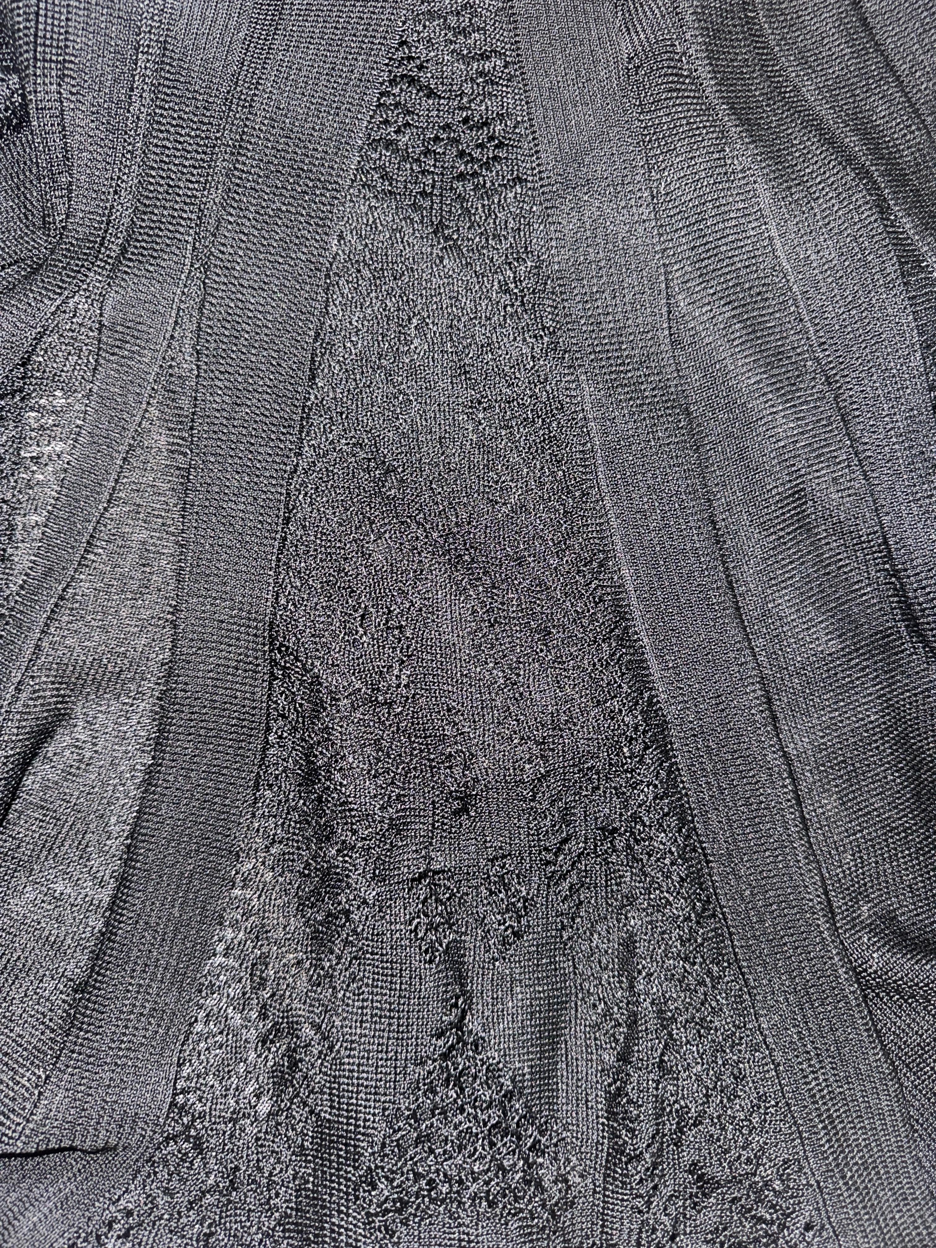 Rare CHANEL Deep Cleavage Black Crochet Knit Midi Cocktail Dress LBD 38 en vente 2