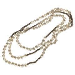 Seltene Chanel Endlose Rondel-Halskette aus Perlen und Kristall