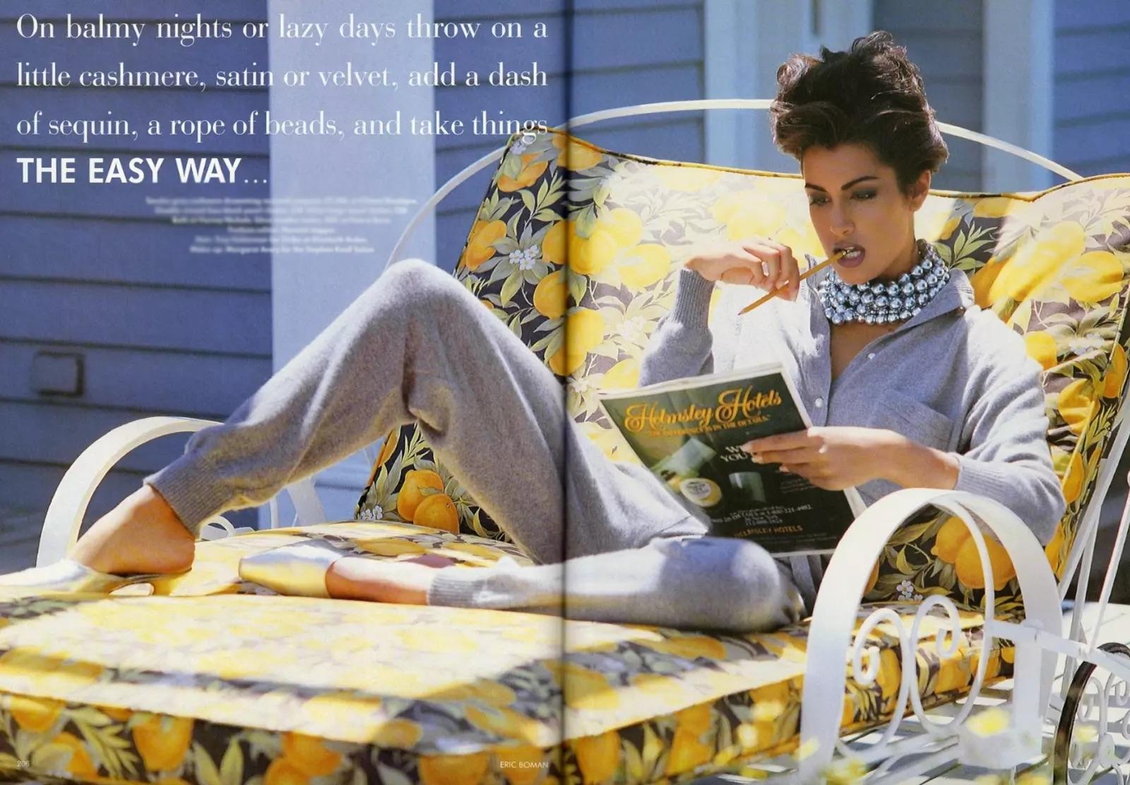 Raro mono Chanel F/W 1991 Gris Blanco Perla CC Cachemira Linda 91A en Excelente estado para la venta en Jersey City, NJ