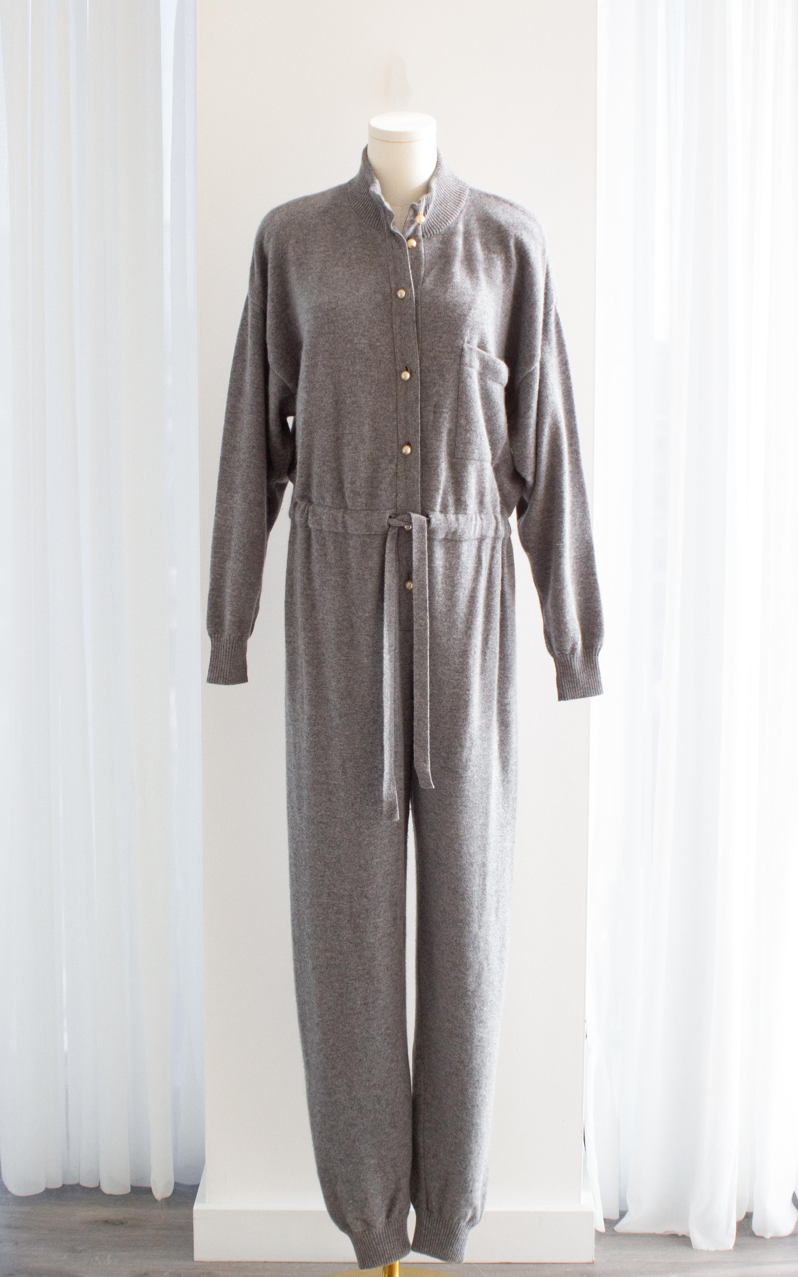 Women's Rare Chanel F/W 1991 Grey White Pearl CC Cashmere Linda 91A Jumpsuit