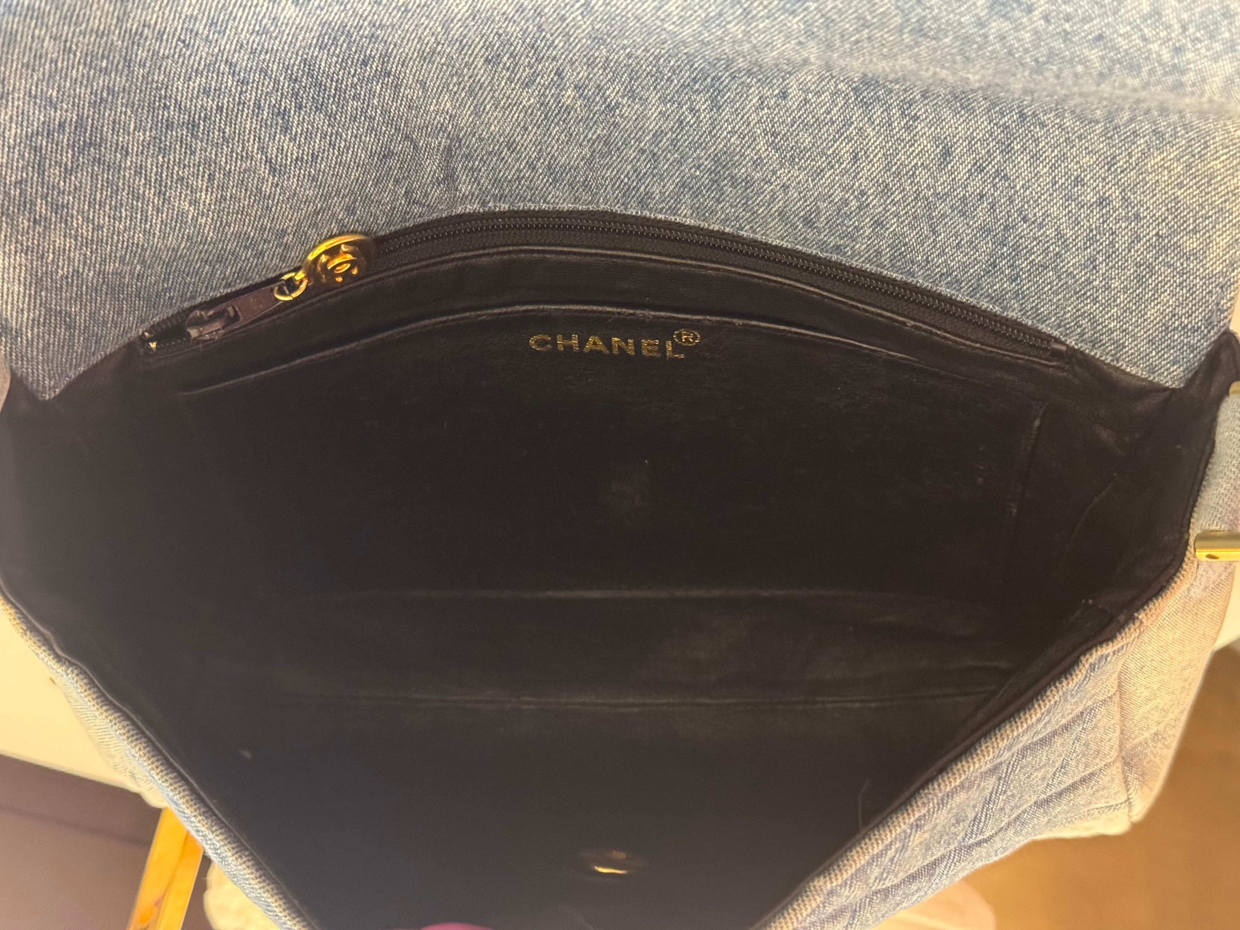 Rare Chanel F/W 1991 Hip Hop Collection denim quilted single flap bag For Sale 5