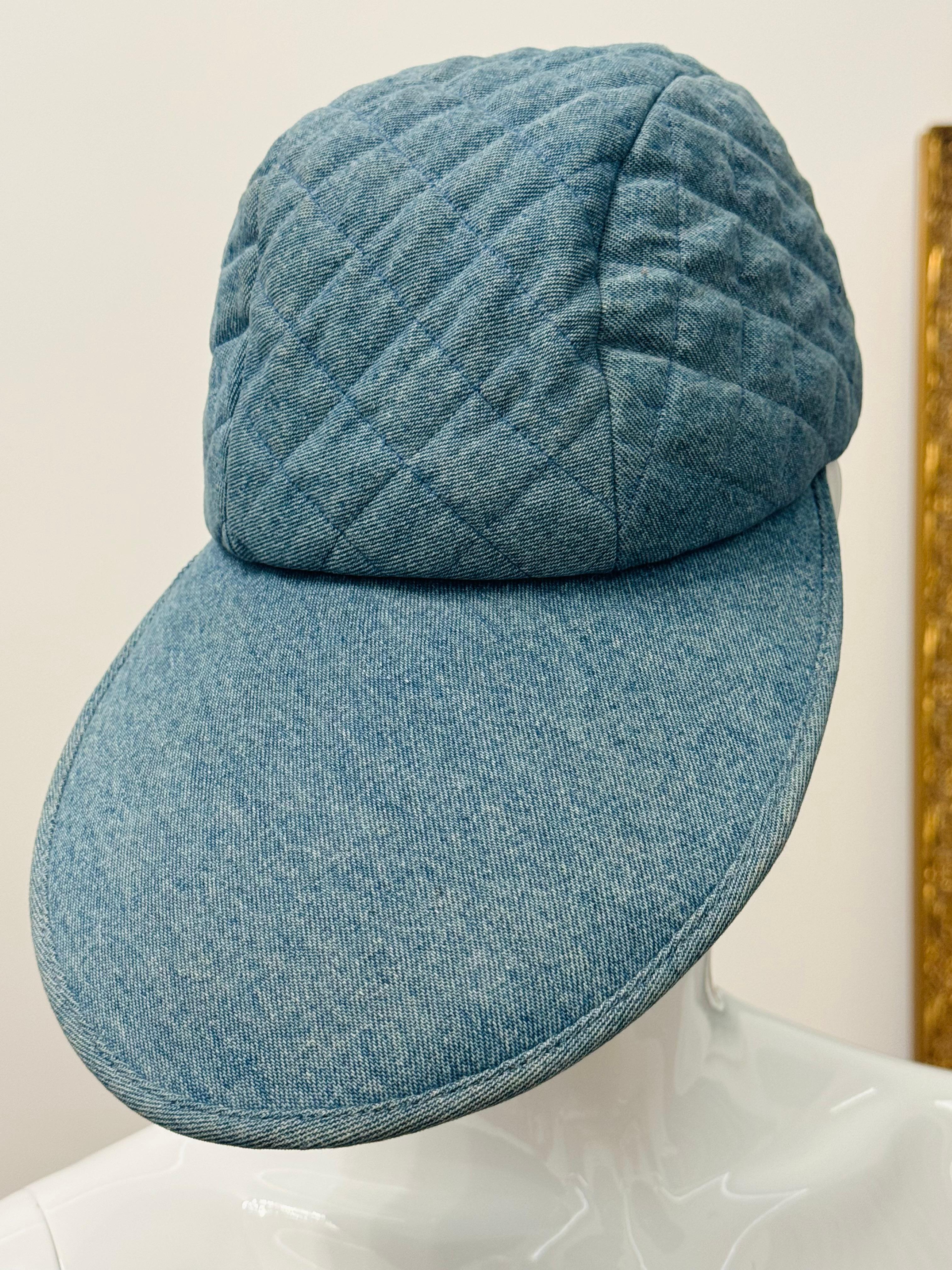 Raro cappellino da baseball in denim trapuntato Chanel A/I 1991 Hip Hop Collection in vendita 13