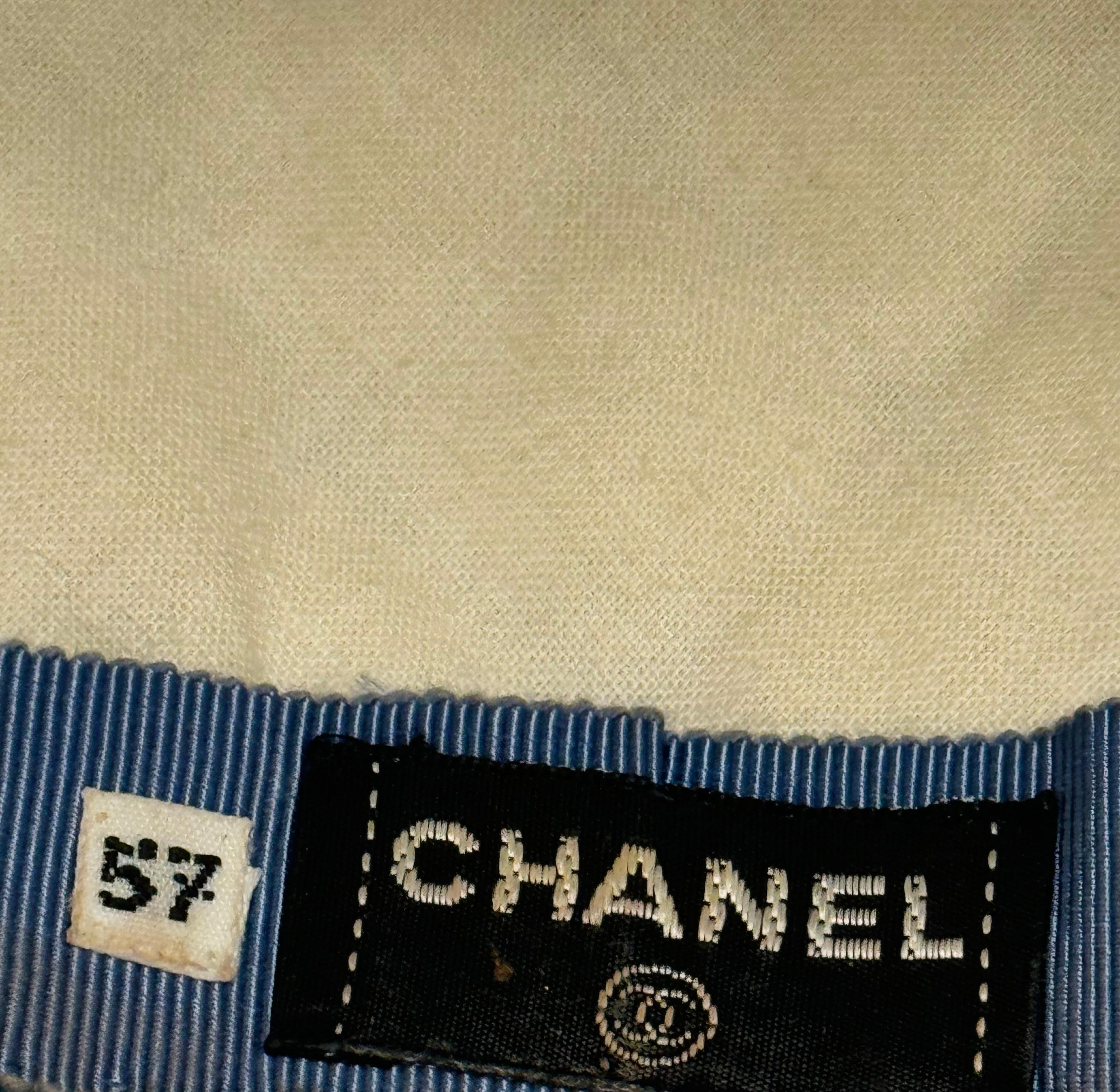 Raro cappellino da baseball in denim trapuntato Chanel A/I 1991 Hip Hop Collection In condizioni buone in vendita a PARIS, FR