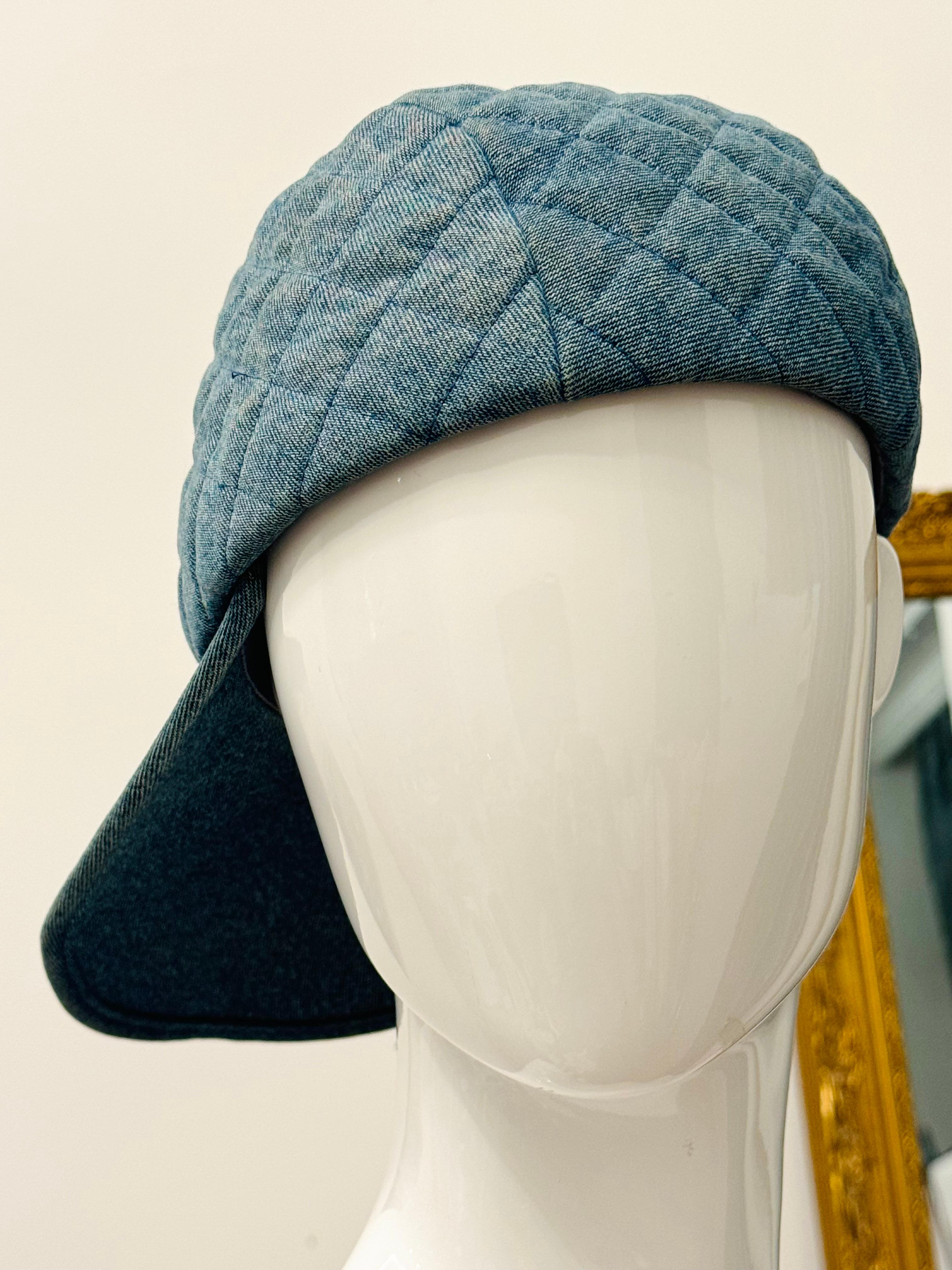 Raro cappellino da baseball in denim trapuntato Chanel A/I 1991 Hip Hop Collection in vendita 1