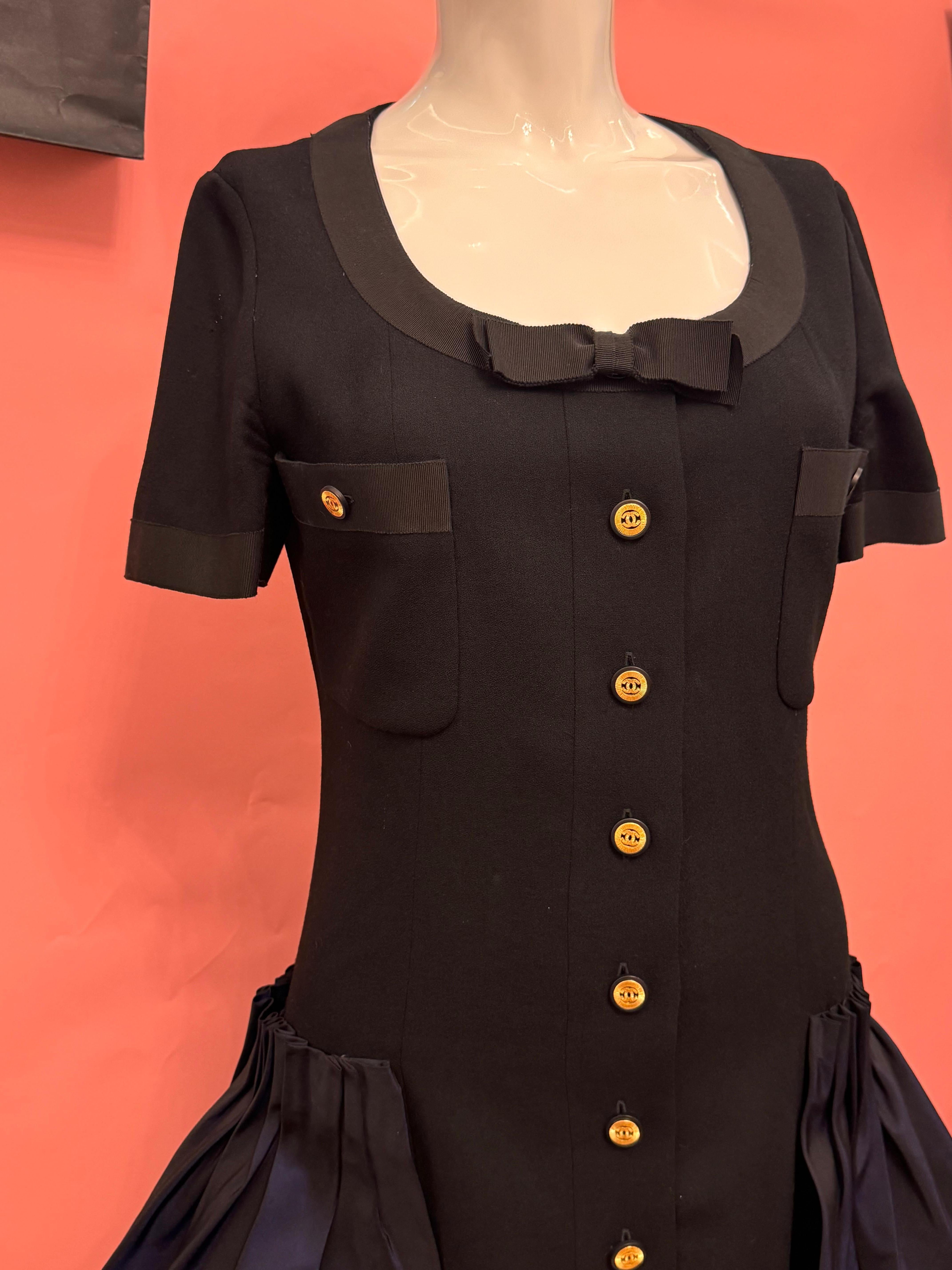 Seltene Chanel F/W 1991 HIP HOP Kollektion Laufsteg Kleid im Angebot 7