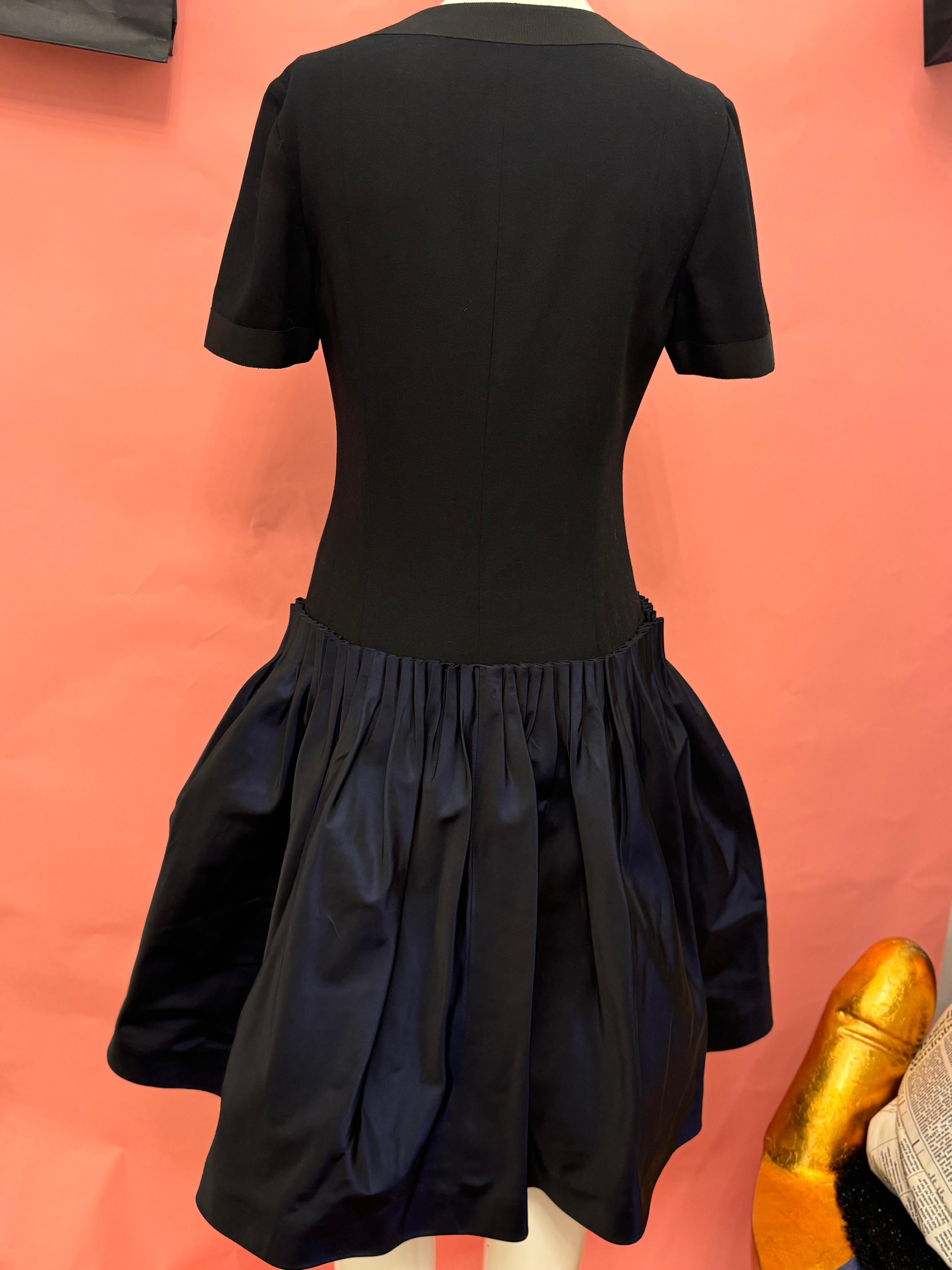 Seltene Chanel F/W 1991 HIP HOP Kollektion Laufsteg Kleid im Angebot 8
