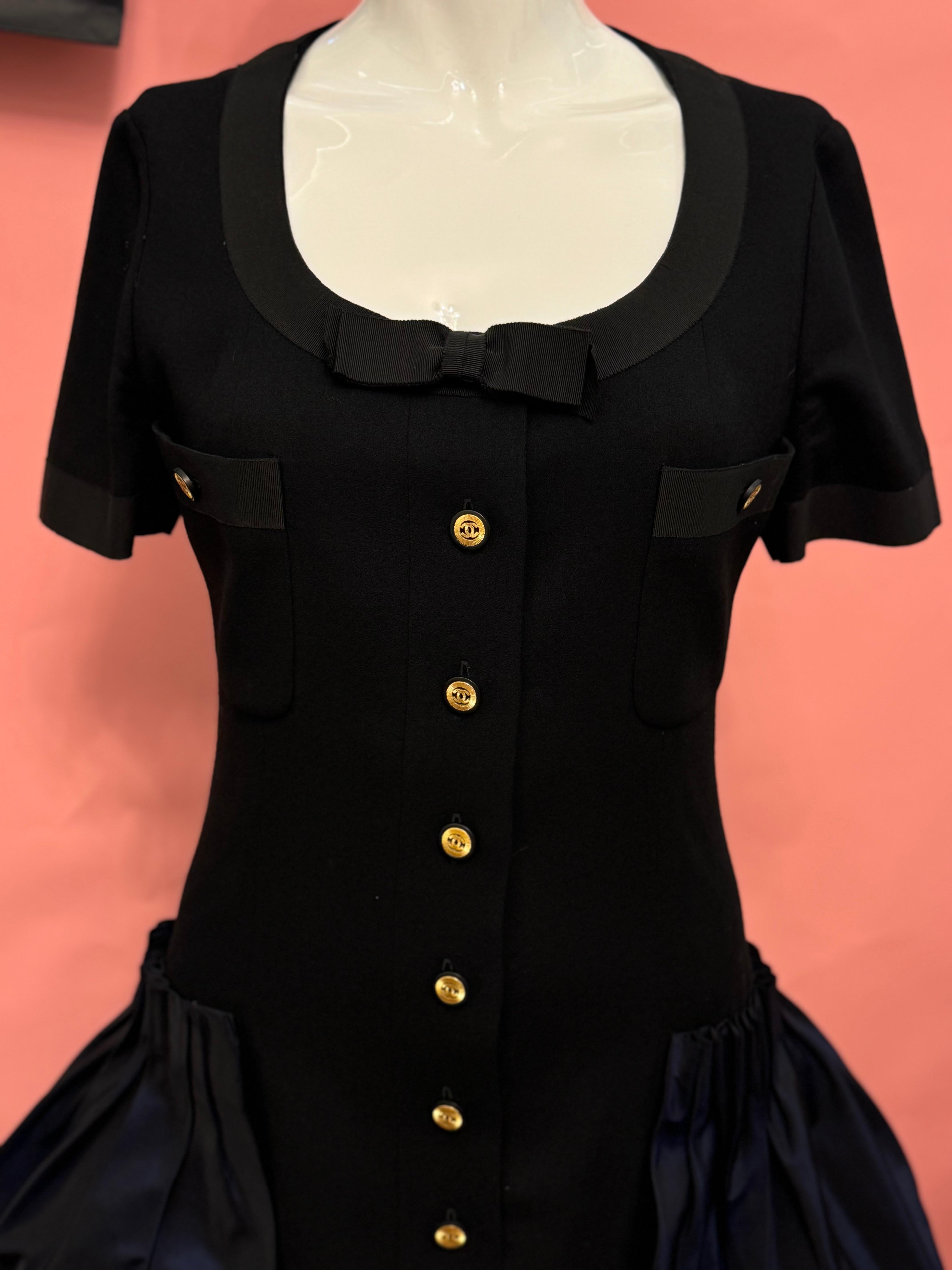 Seltene Chanel F/W 1991 HIP HOP Kollektion Laufsteg Kleid im Angebot 2